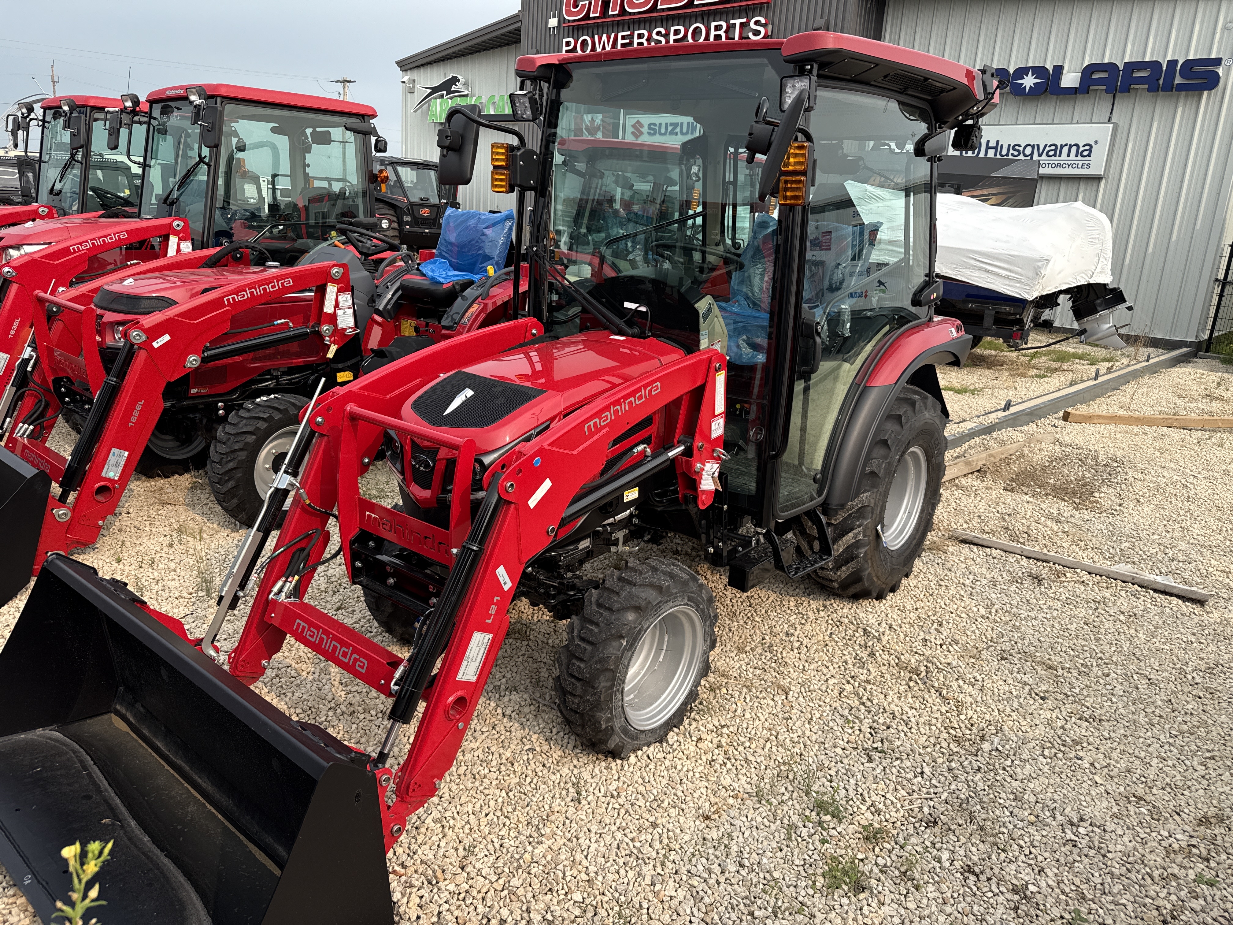 2025 Mahindra 2125 HST 4CHIL - Photo 2