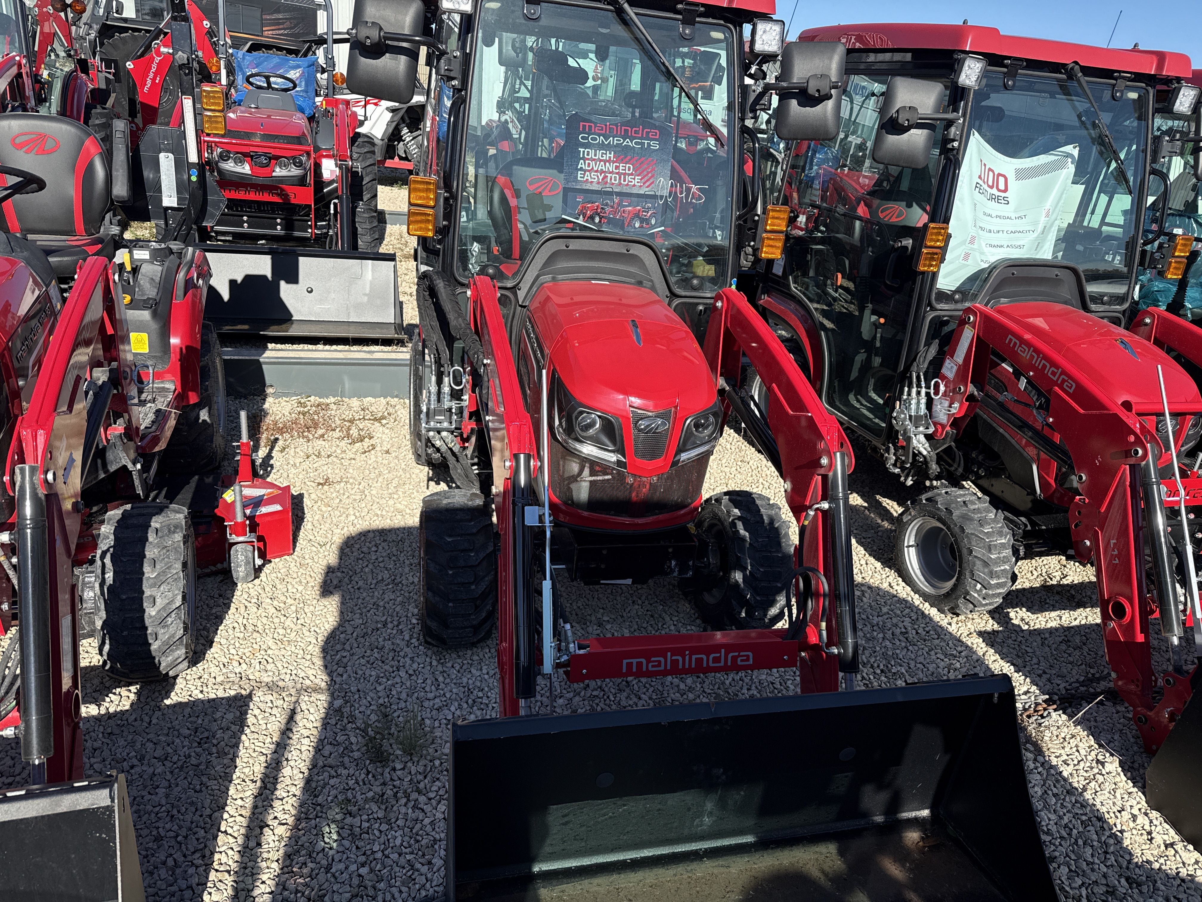 2025 Mahindra 1120 HST 4CHIL - Photo 2
