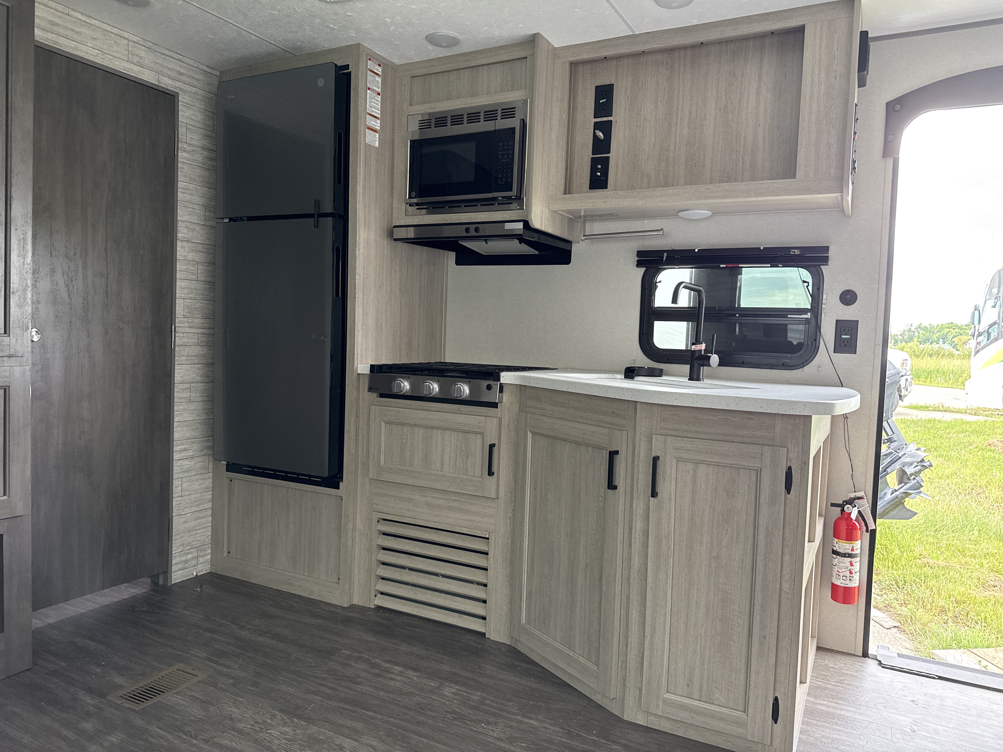 2026 Aurora by Forest River 23MKS - Photo 6