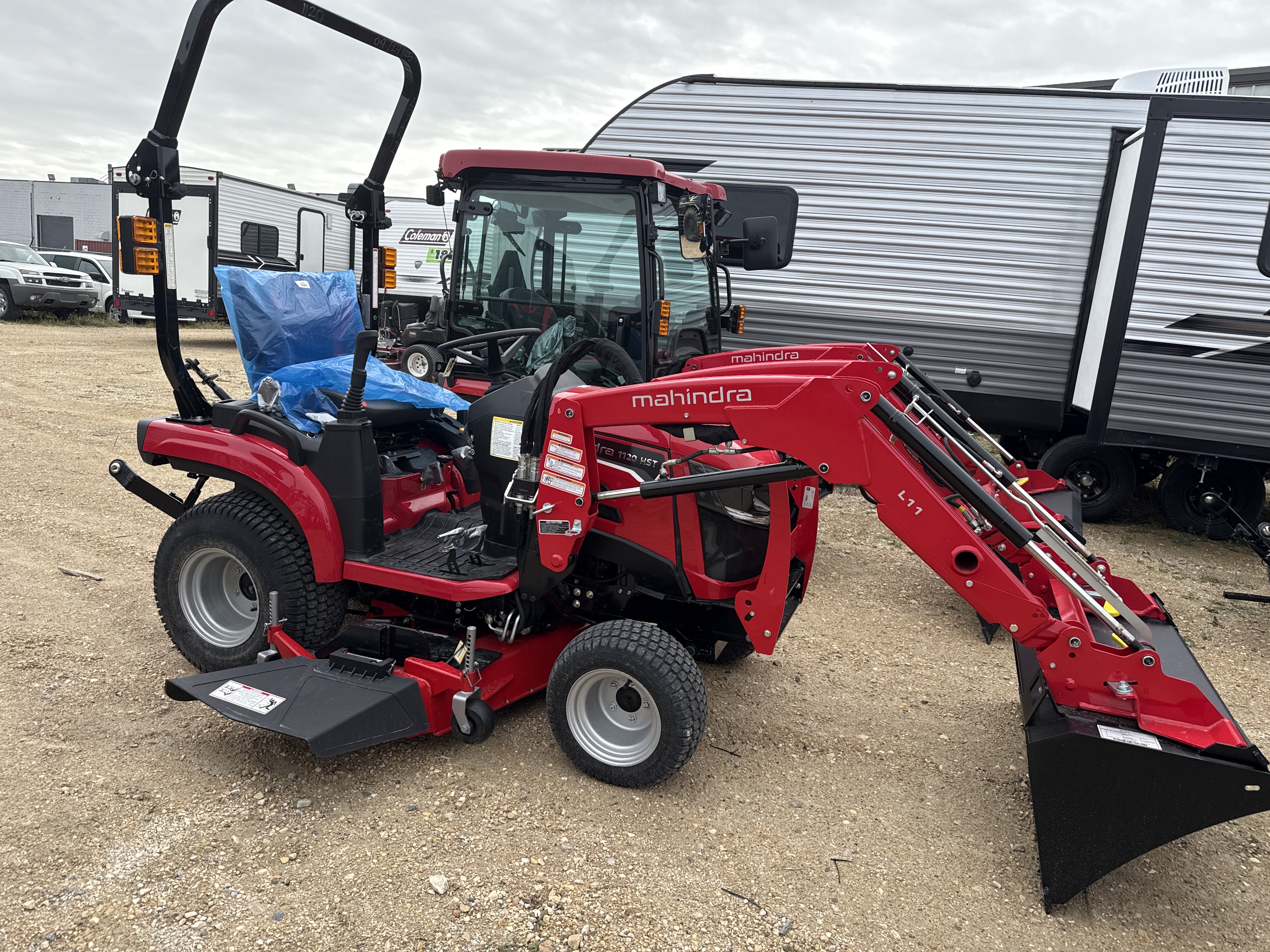 2026 Mahindra 1120 HST 4FHTLM