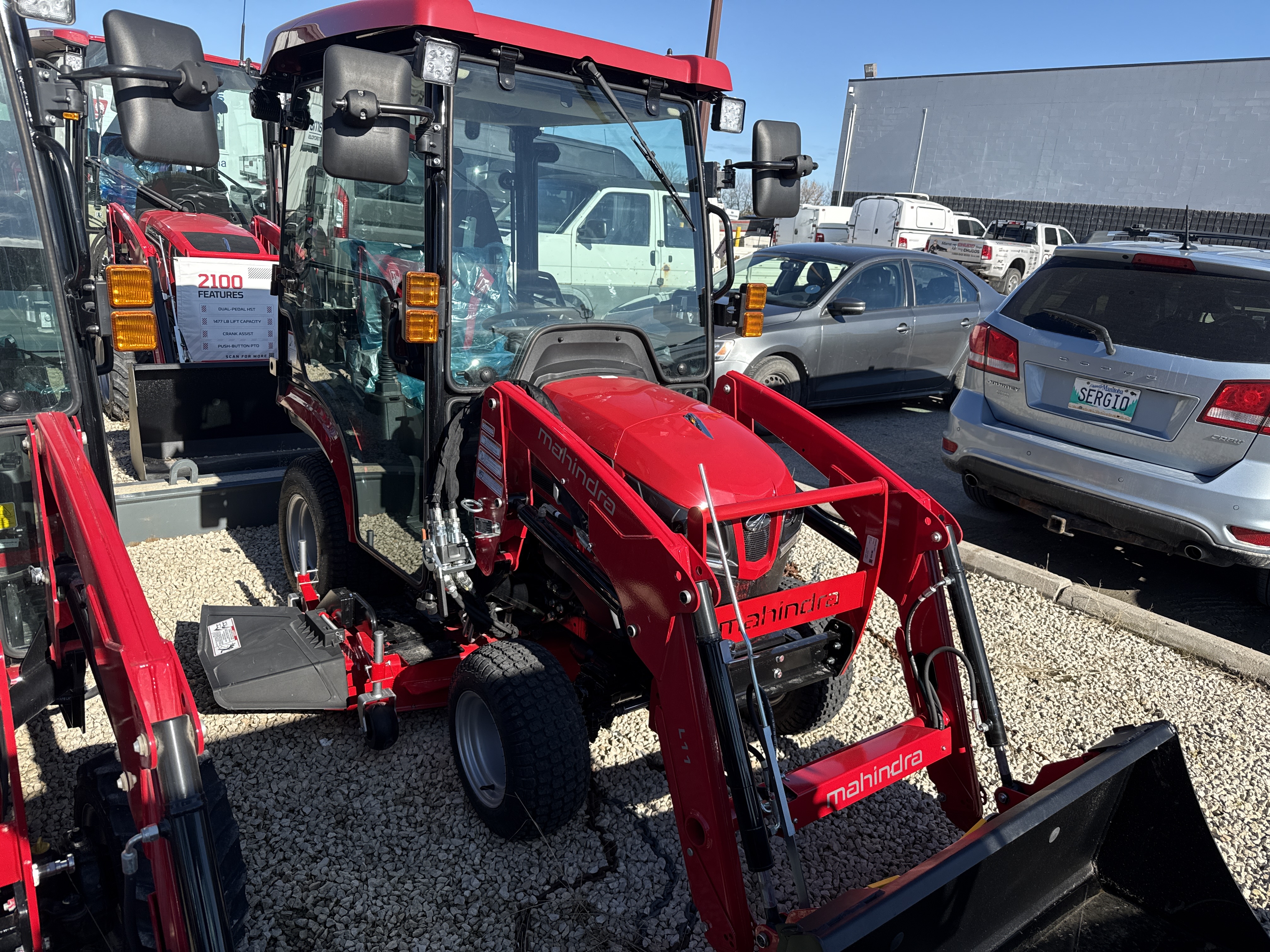 2026 Mahindra 1120 HST 4CHTLM - Photo 3