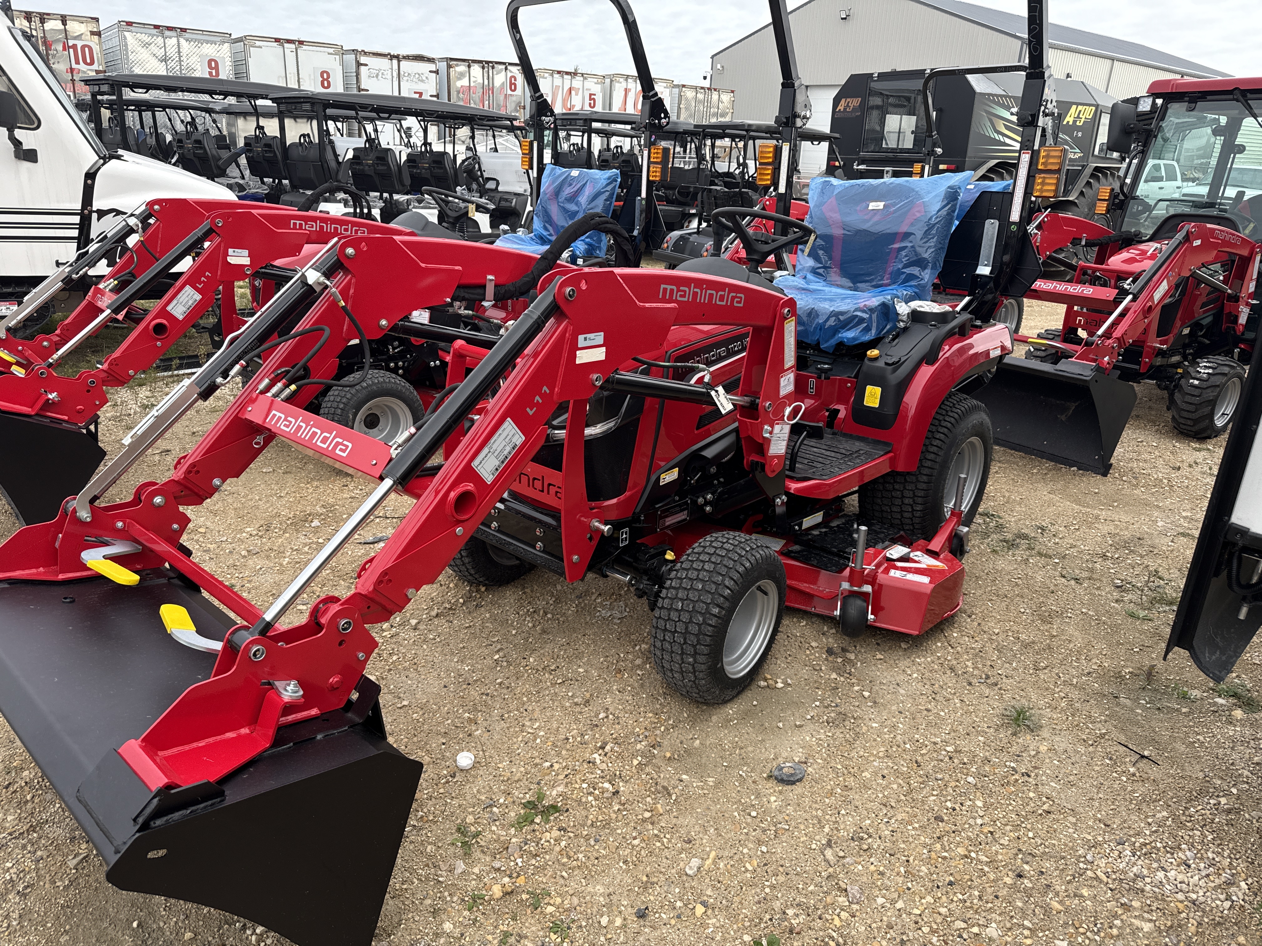 2026 Mahindra 1120 HST 4FHTLM