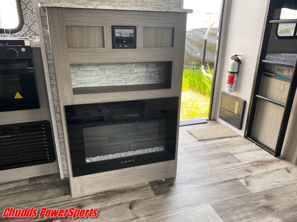2022 Coleman® by Dutchmen Light 2455BH - SPECIAL FINANCING AVAILABLE! - Photo 11