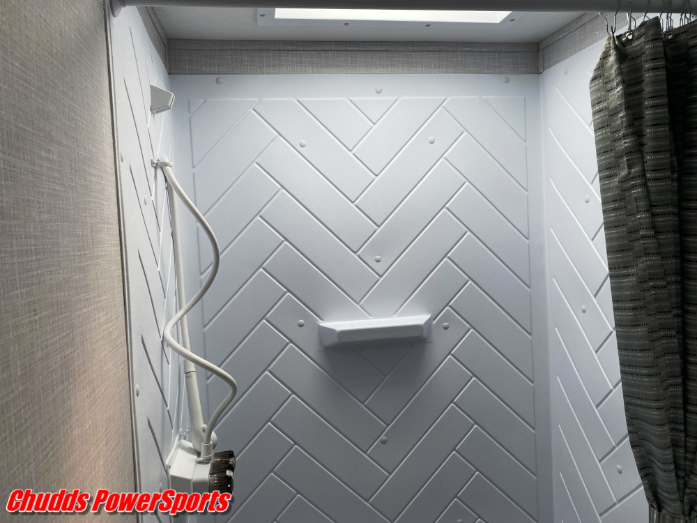 2022 Coleman® by Dutchmen Light 2455BH - SPECIAL FINANCING AVAILABLE! - Photo 15