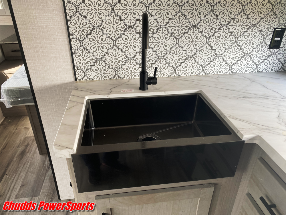 2022 Coleman® by Dutchmen Light 2455BH - SPECIAL FINANCING AVAILABLE! - Photo 6