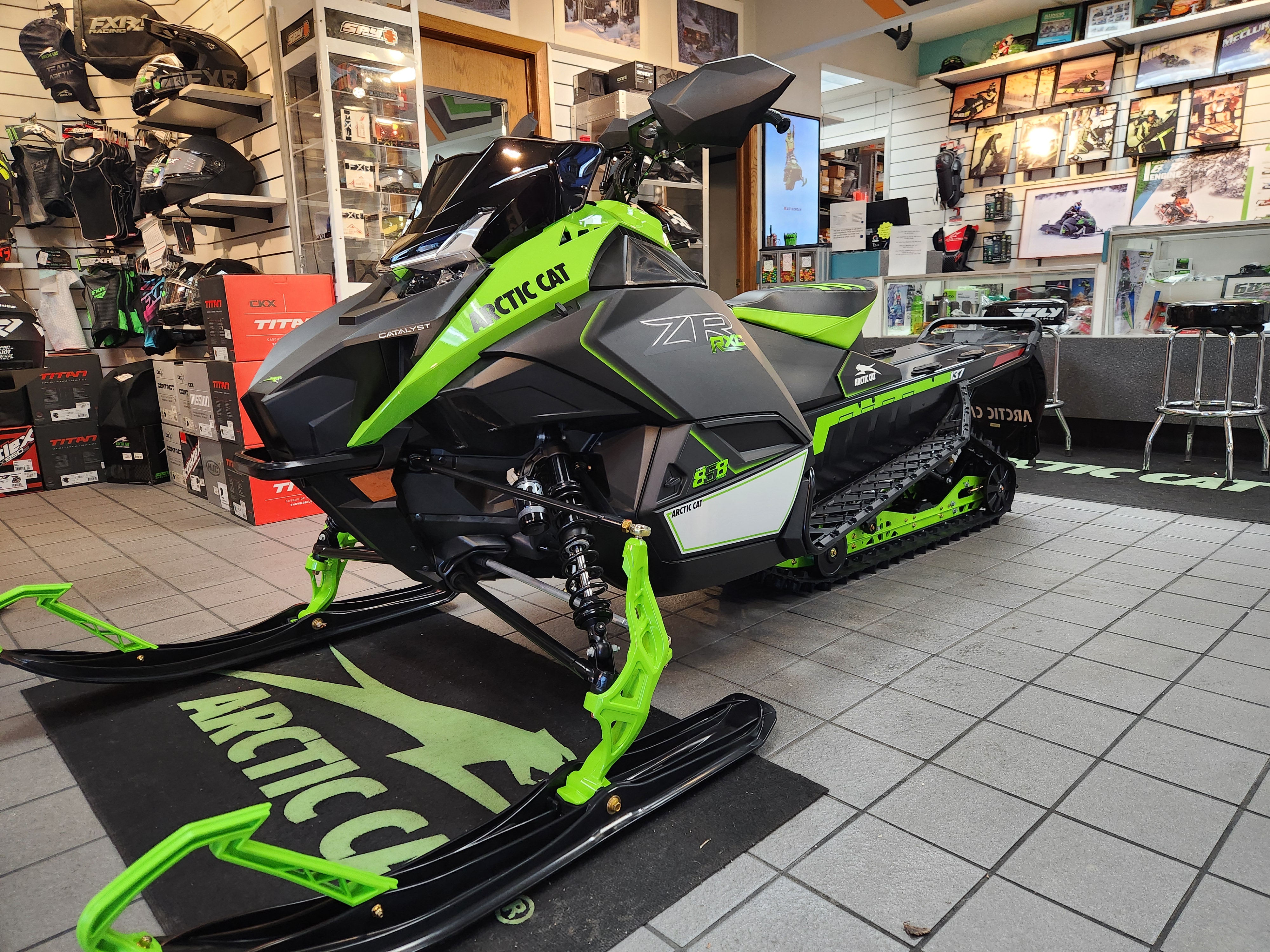 Snowmobile from Arctic Cat Route 12 Arctic Cat Arlington
