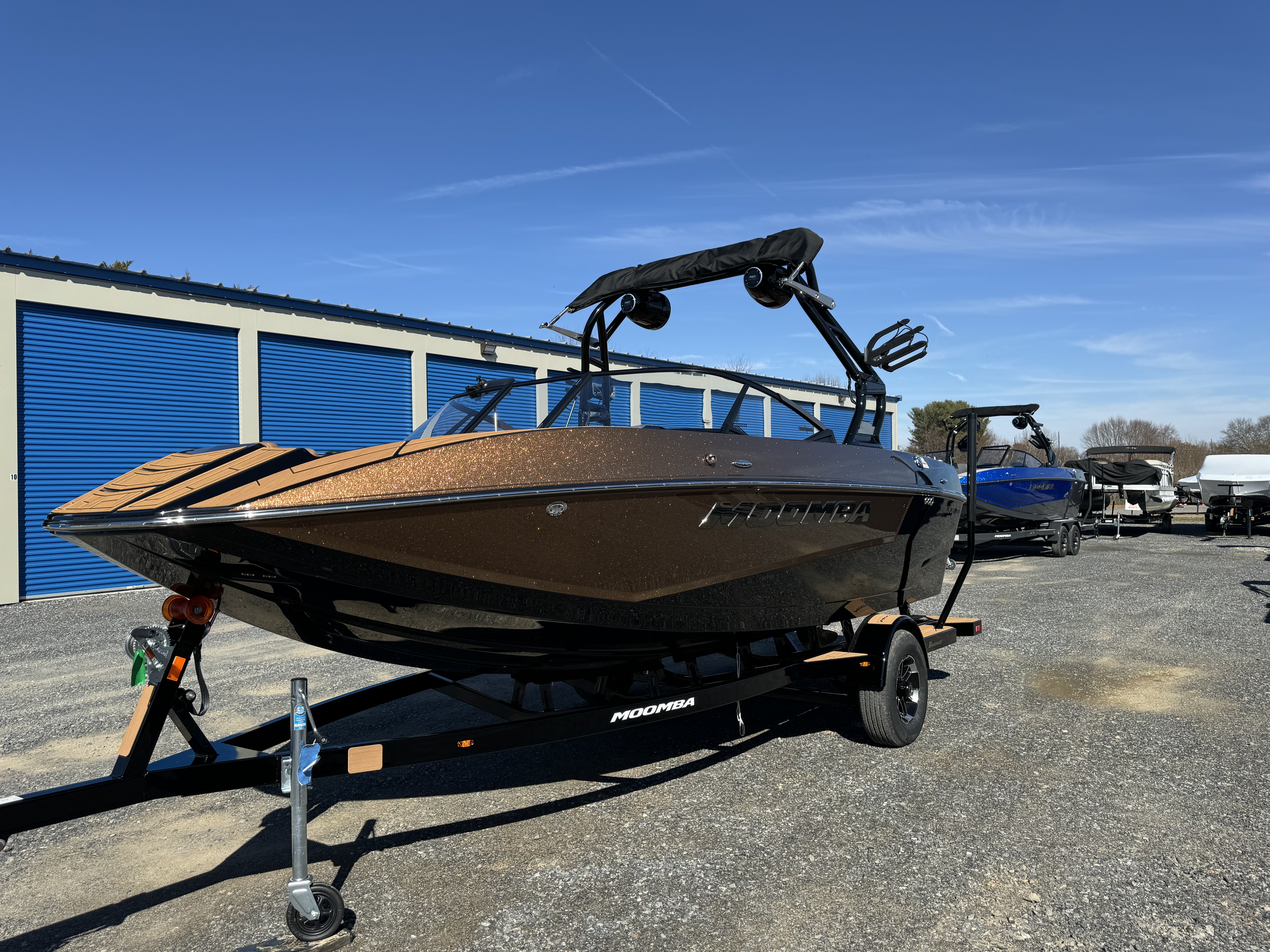 20' Moomba Mondo