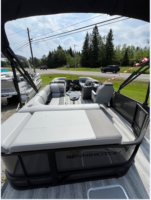 2025 Bennington S Series 21 SL - Photo 2