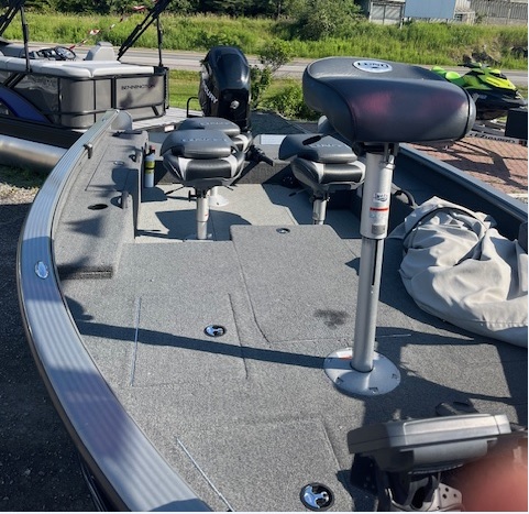2010 Lund 1725 Pro Guide Boat - Photo 10