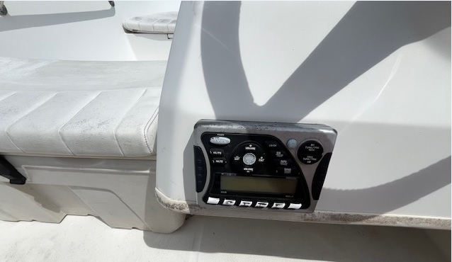 2010 Boston Whaler 150 Super Sport - Photo 8