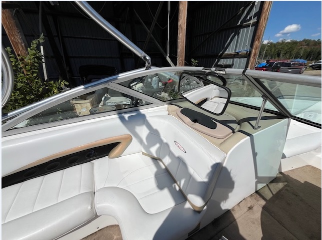 2001 MasterCraft MARISTAR 210 - Photo 13