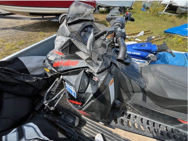 2015 Ski-Doo MX Z® X® Rotax® 800R E-TEC® - Black - Photo 6