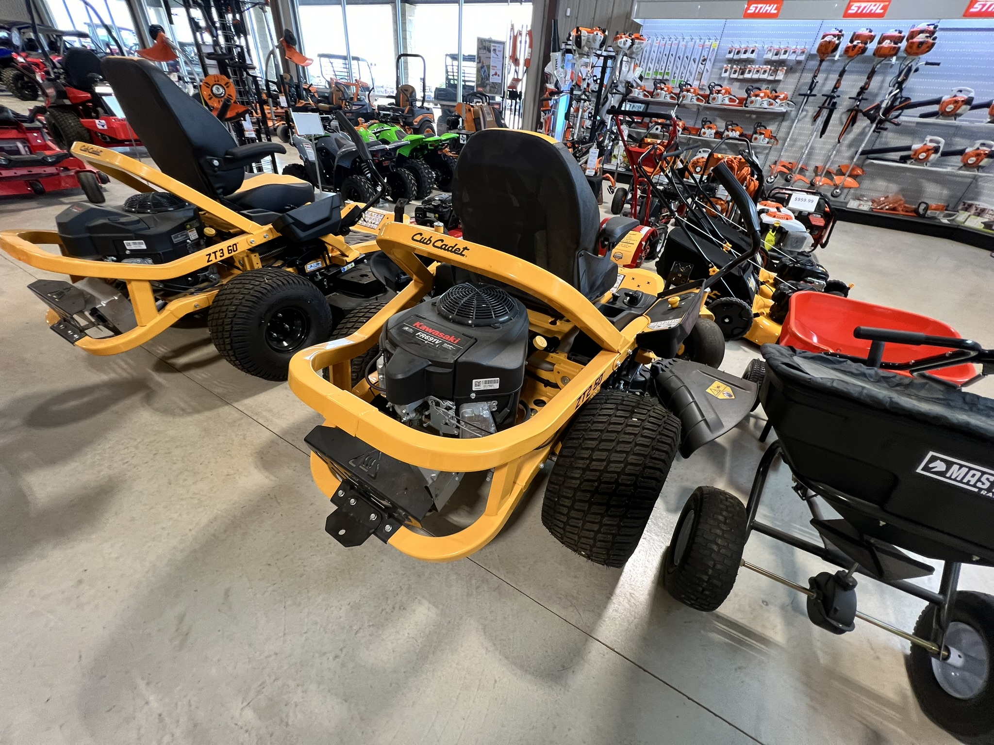 2023 Cub Cadet ZT2 50 (17AIEAC2A10) - Photo 5