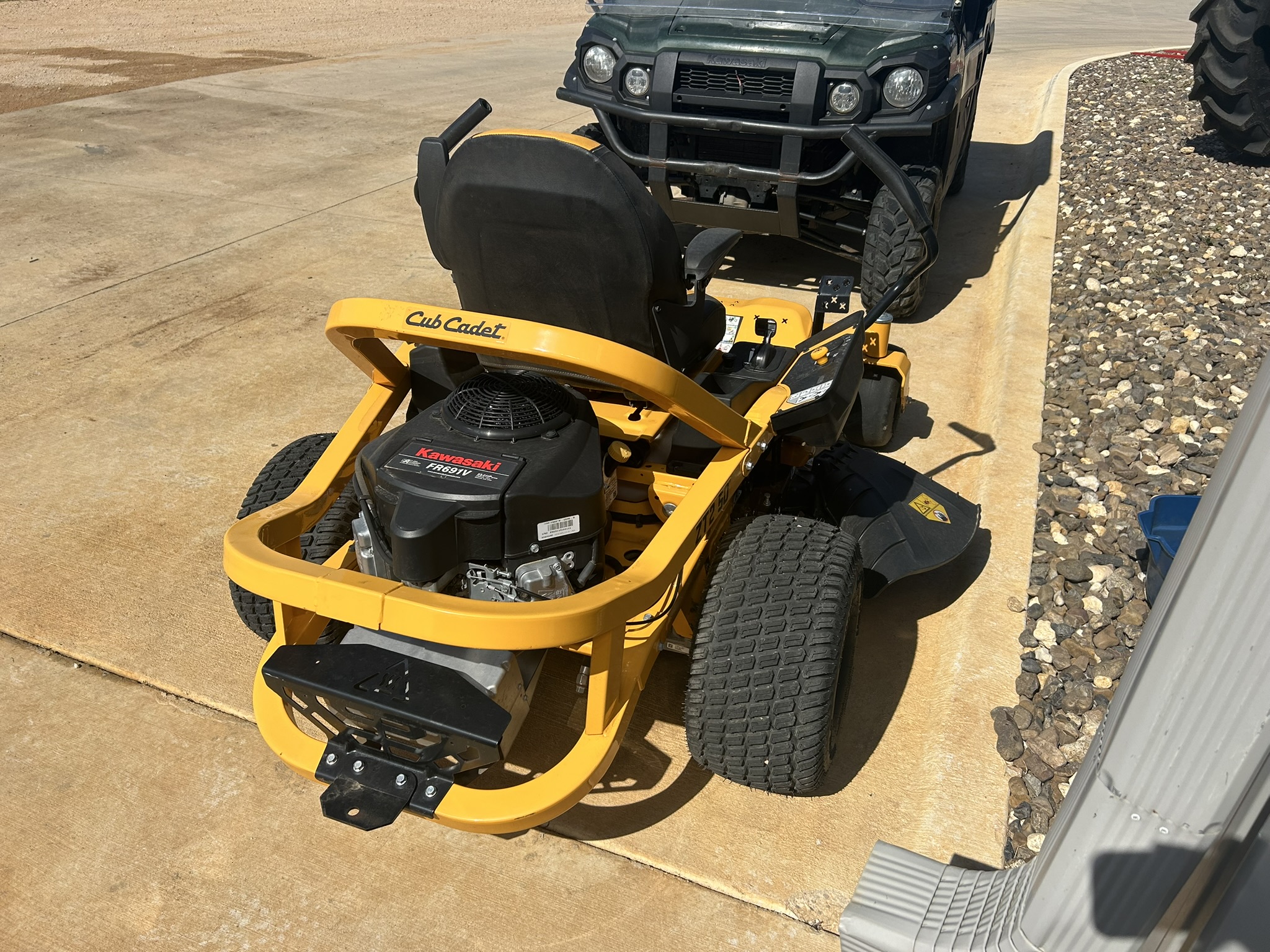 2022 Cub Cadet ZT2 50 (17AIEAC2A10) - Photo 6