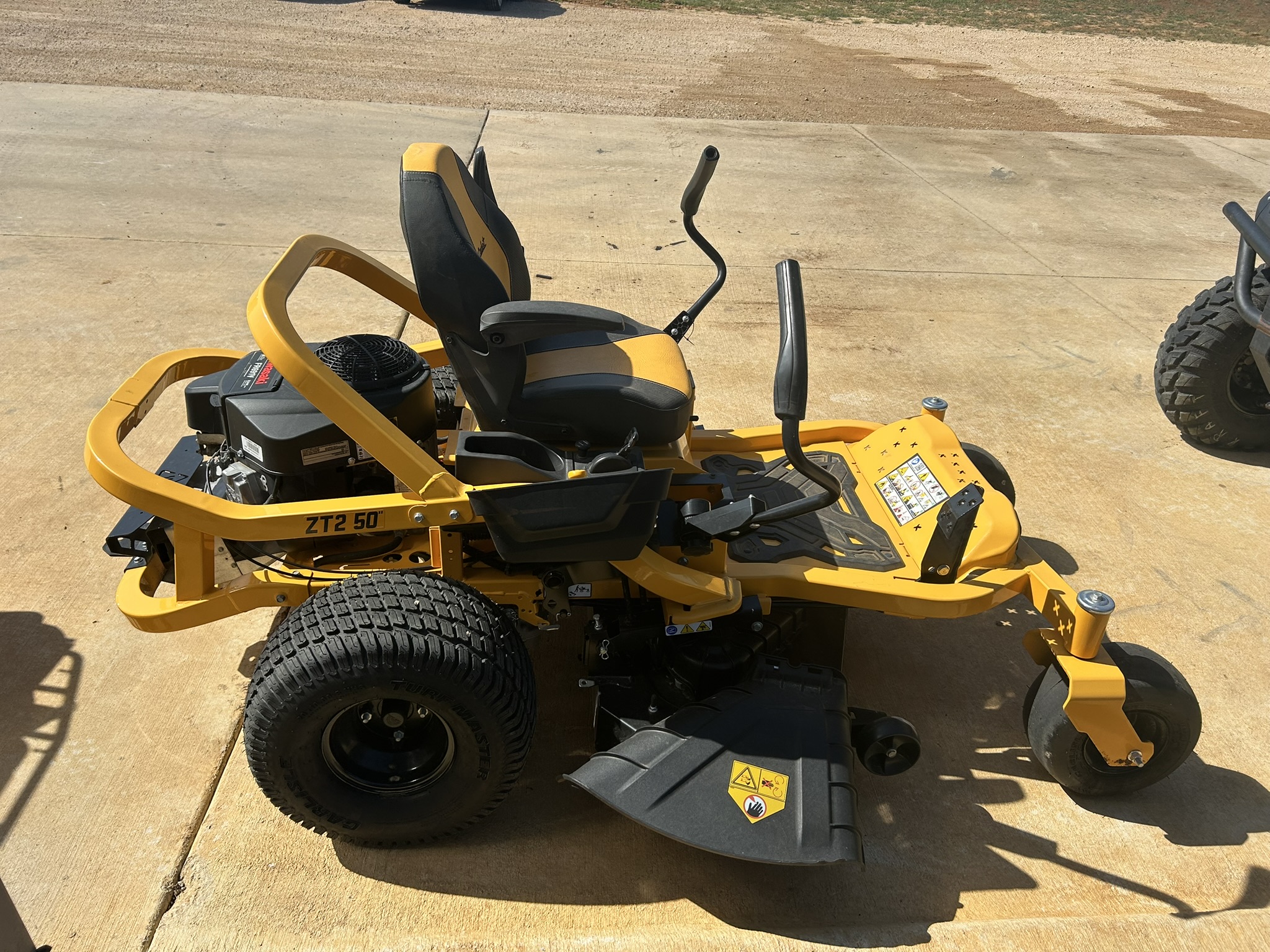 2022 Cub Cadet ZT2 50 (17AIEAC2A10) - Photo 7