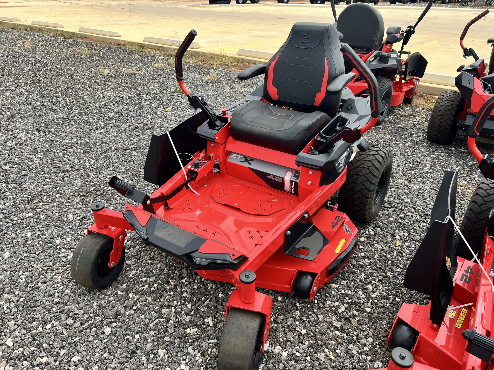 2023 Gravely ZT X® 48" 918009 - Photo 2