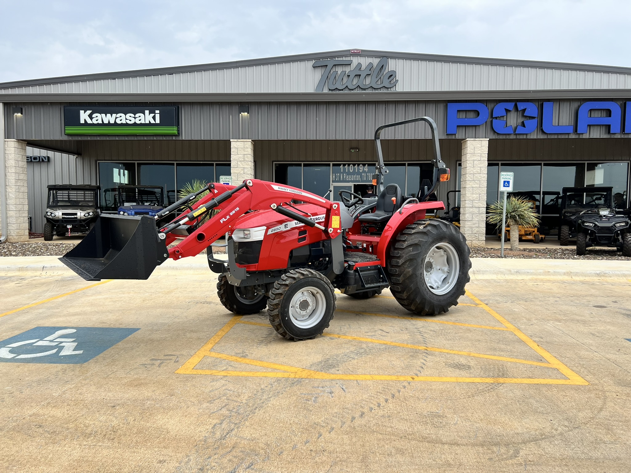 2024 Massey Ferguson Massey Ferguson MF 2850E Compact Tractor