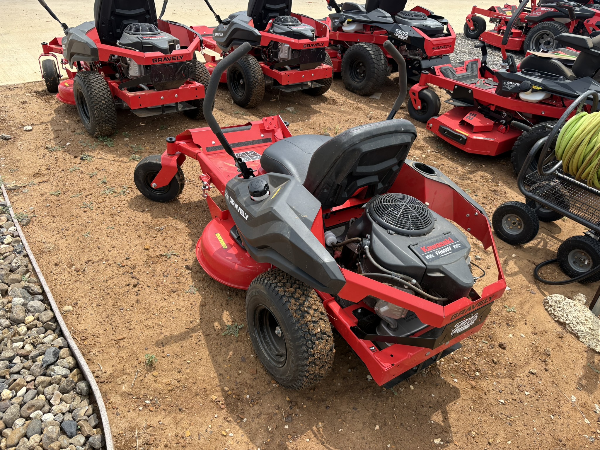 2024 Gravely ZT 34 in. 915288 - Photo 3
