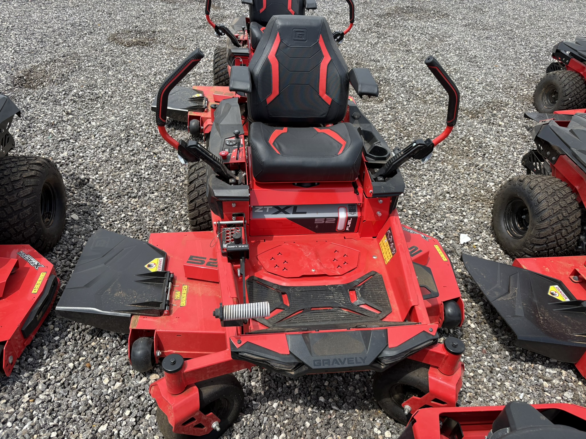 2024 Gravely ZT XL® 52" 918015 - Photo 2
