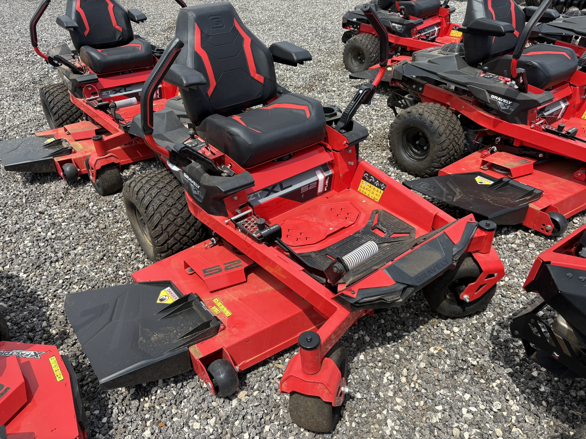 2024 Gravely ZT XL® 52" 918015 - Photo 8