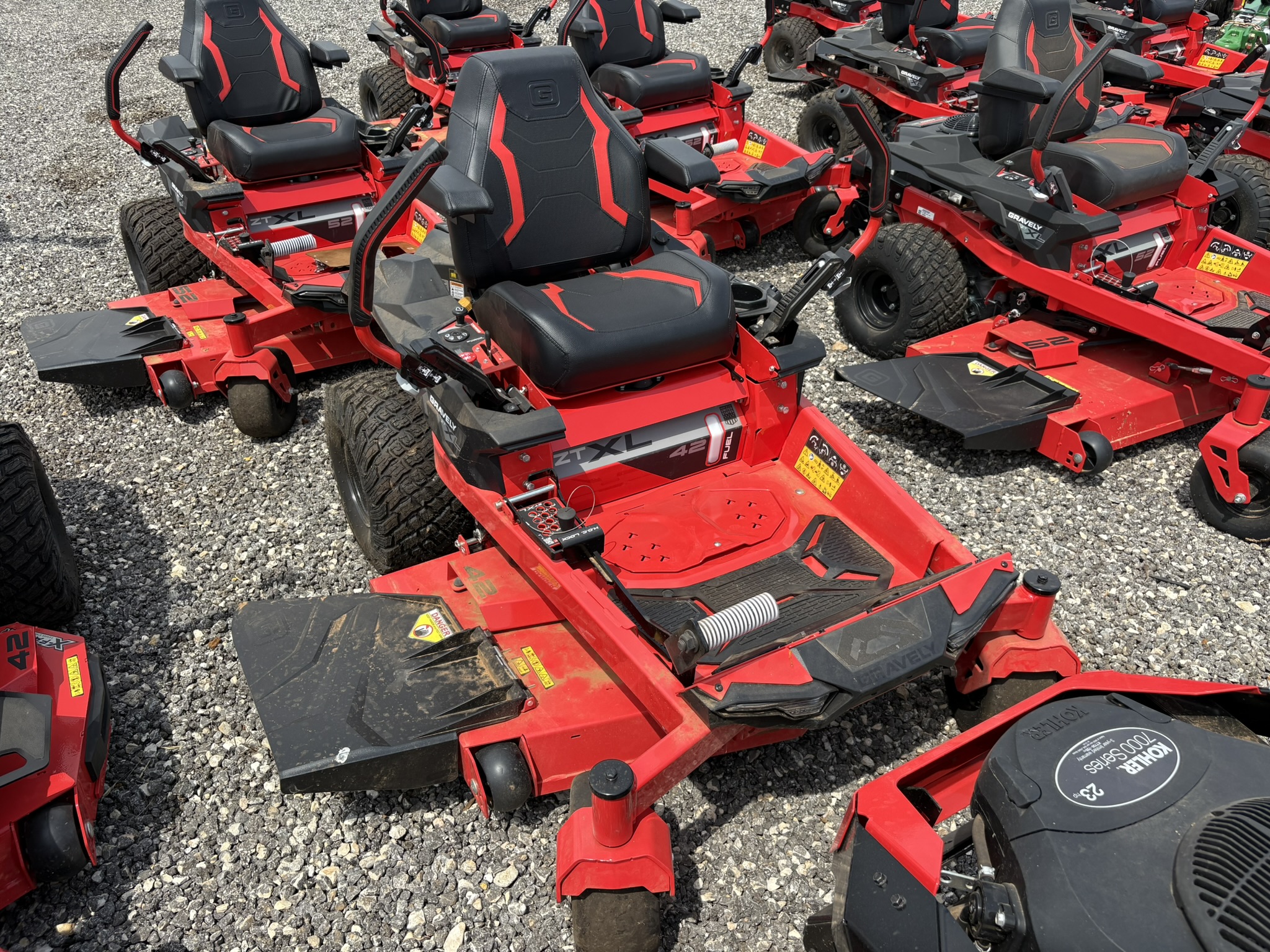 2024 Gravely ZT XL® 42" 918012 - Photo 8