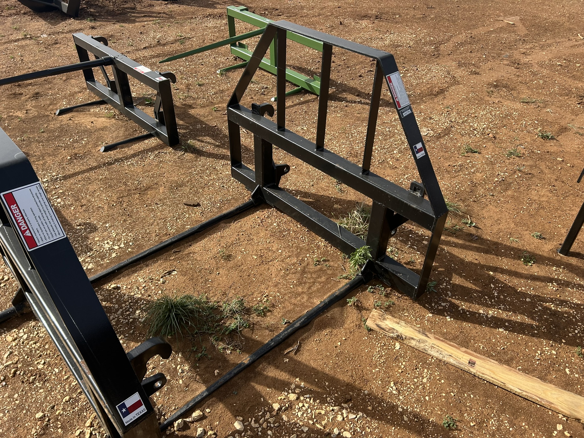 2025 Armstrong Ag Quick Attach Front Bale Forks- EURO RB4500EURO