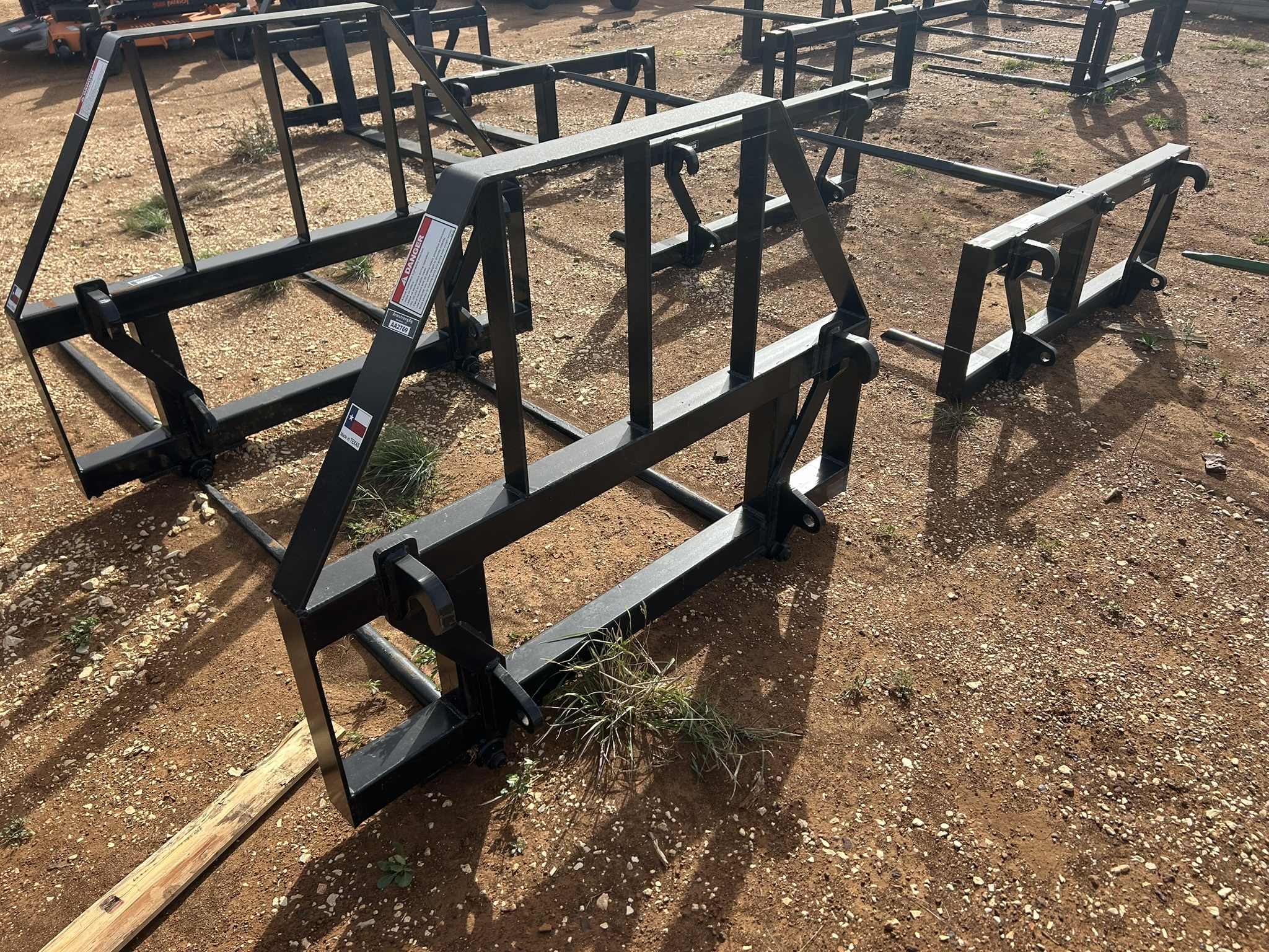 2025 Armstrong Ag Quick Attach Front Bale Forks- EURO RB4500EURO - Photo 4