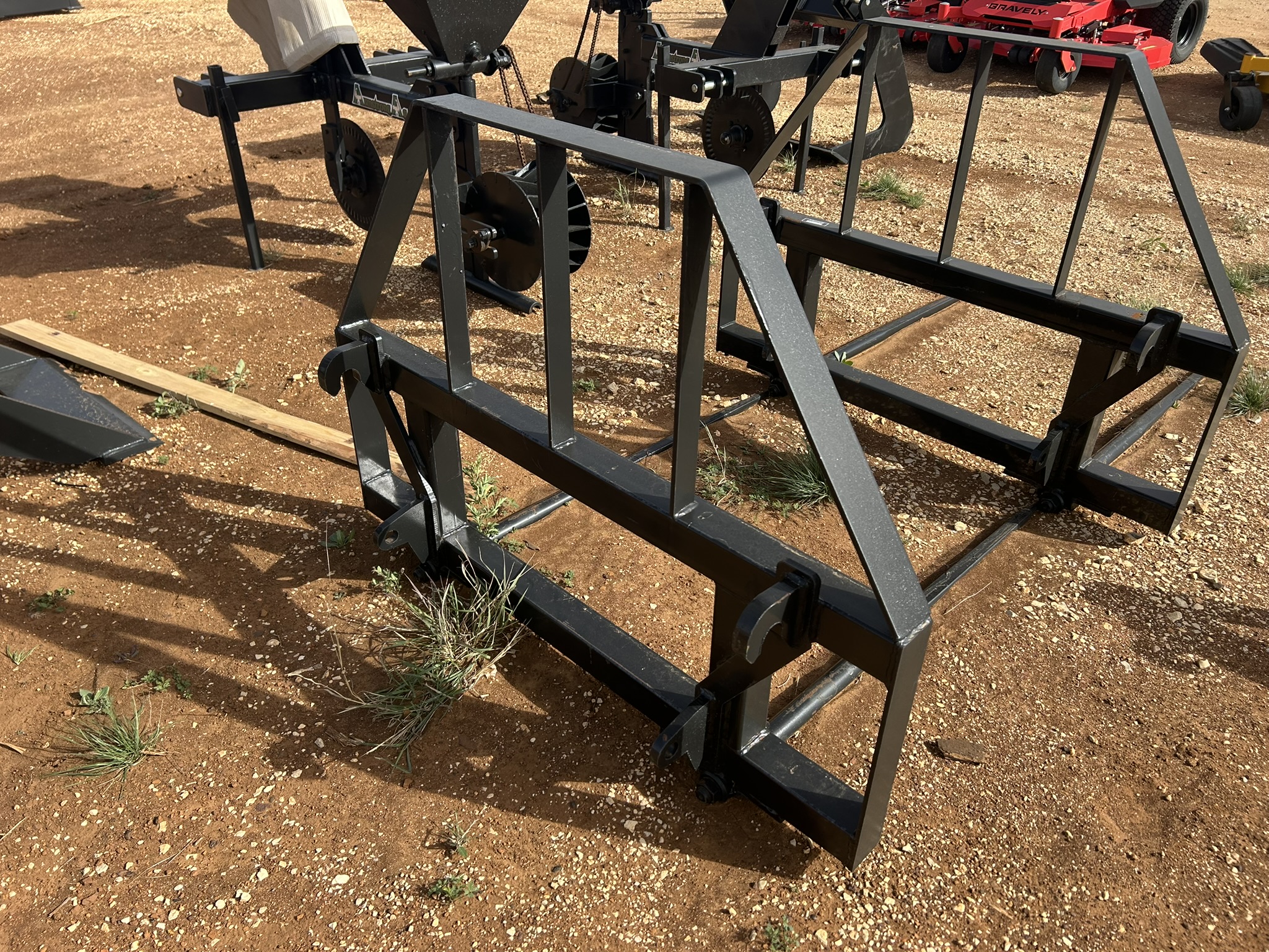 2025 Armstrong Ag Quick Attach Front Bale Forks- EURO RB4500EURO - Photo 6