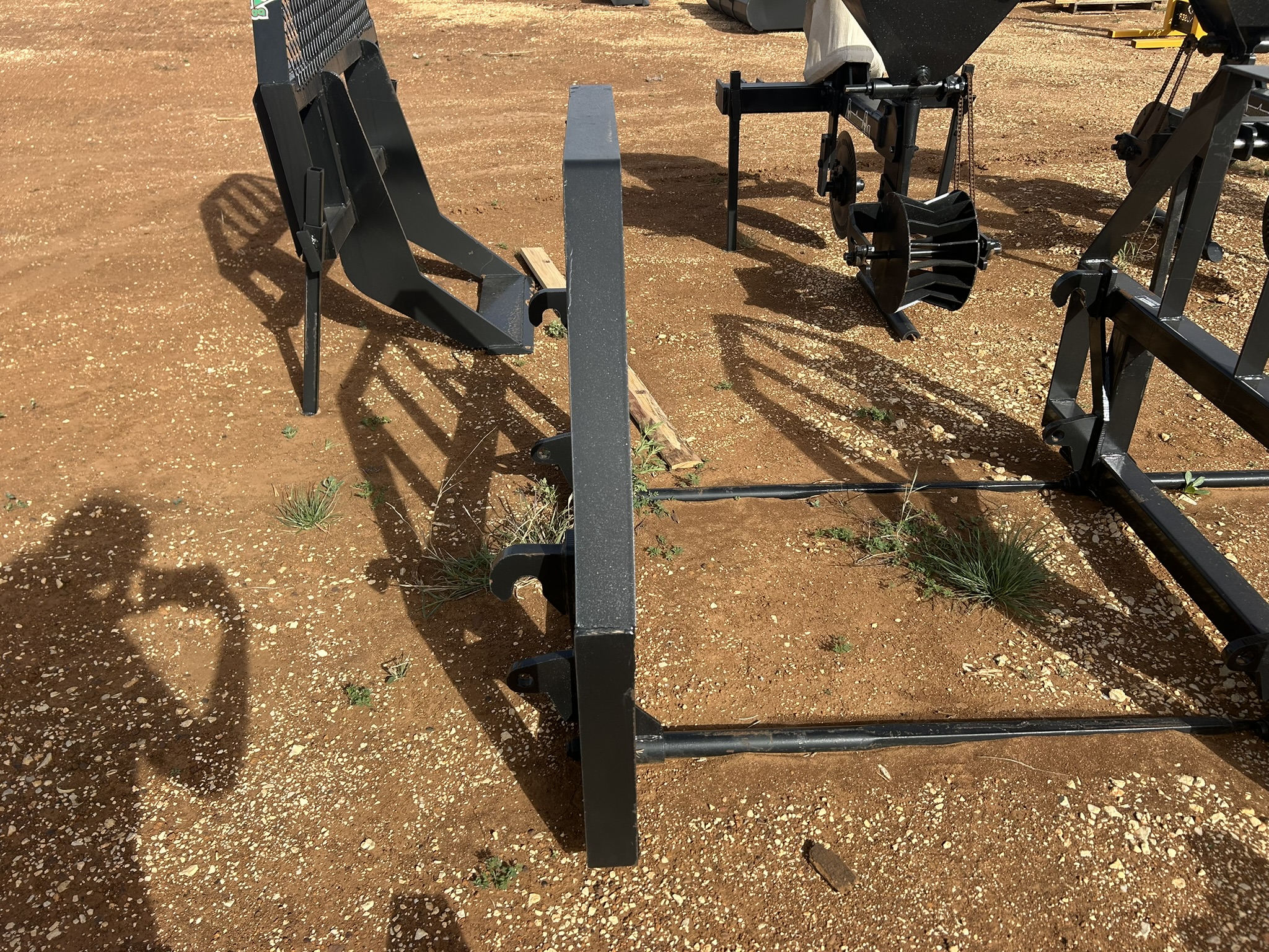 2025 Armstrong Ag Quick Attach Front Bale Forks- EURO RB4500EURO - Photo 7