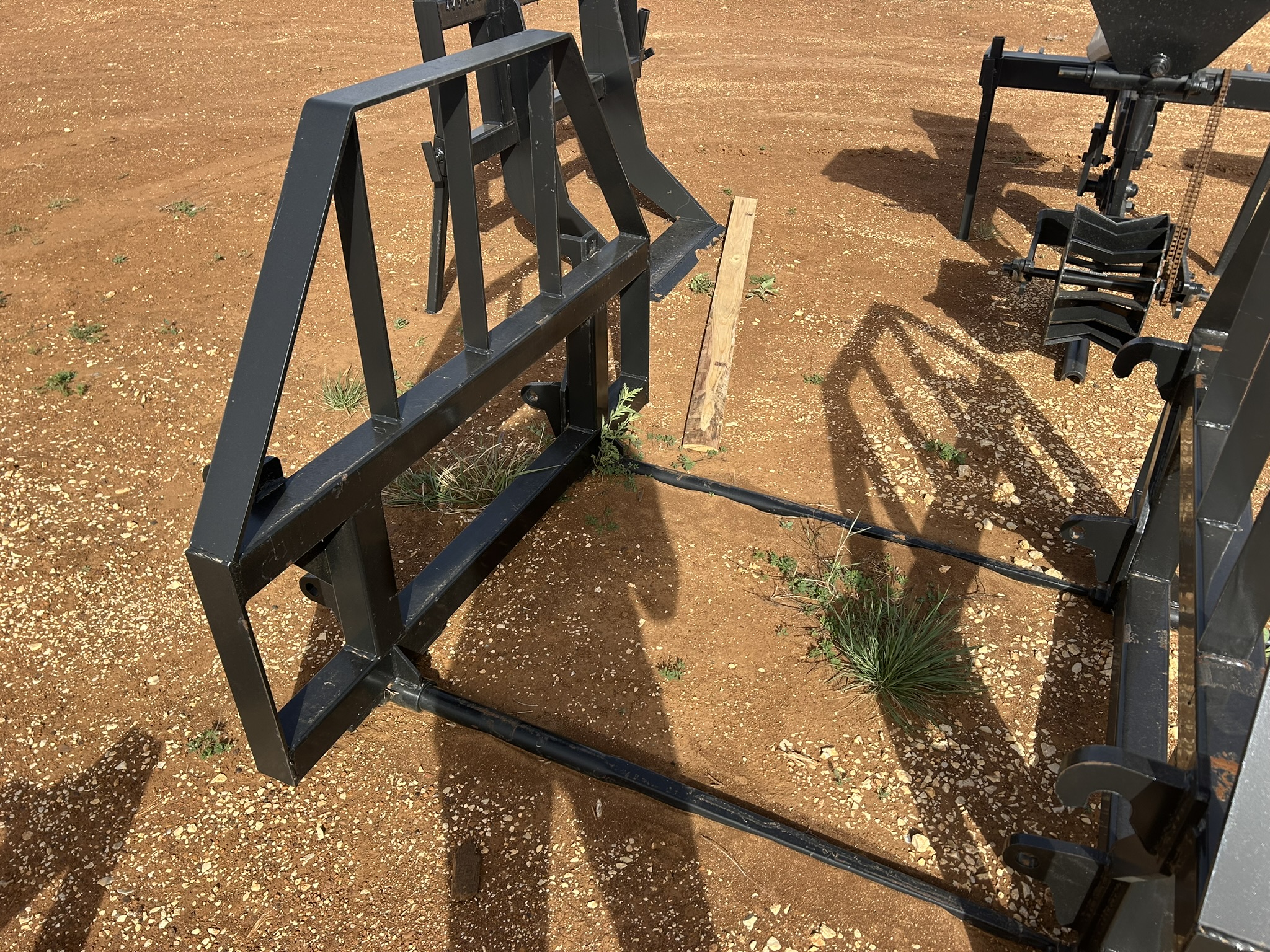 2025 Armstrong Ag Quick Attach Front Bale Forks- EURO RB4500EURO - Photo 8