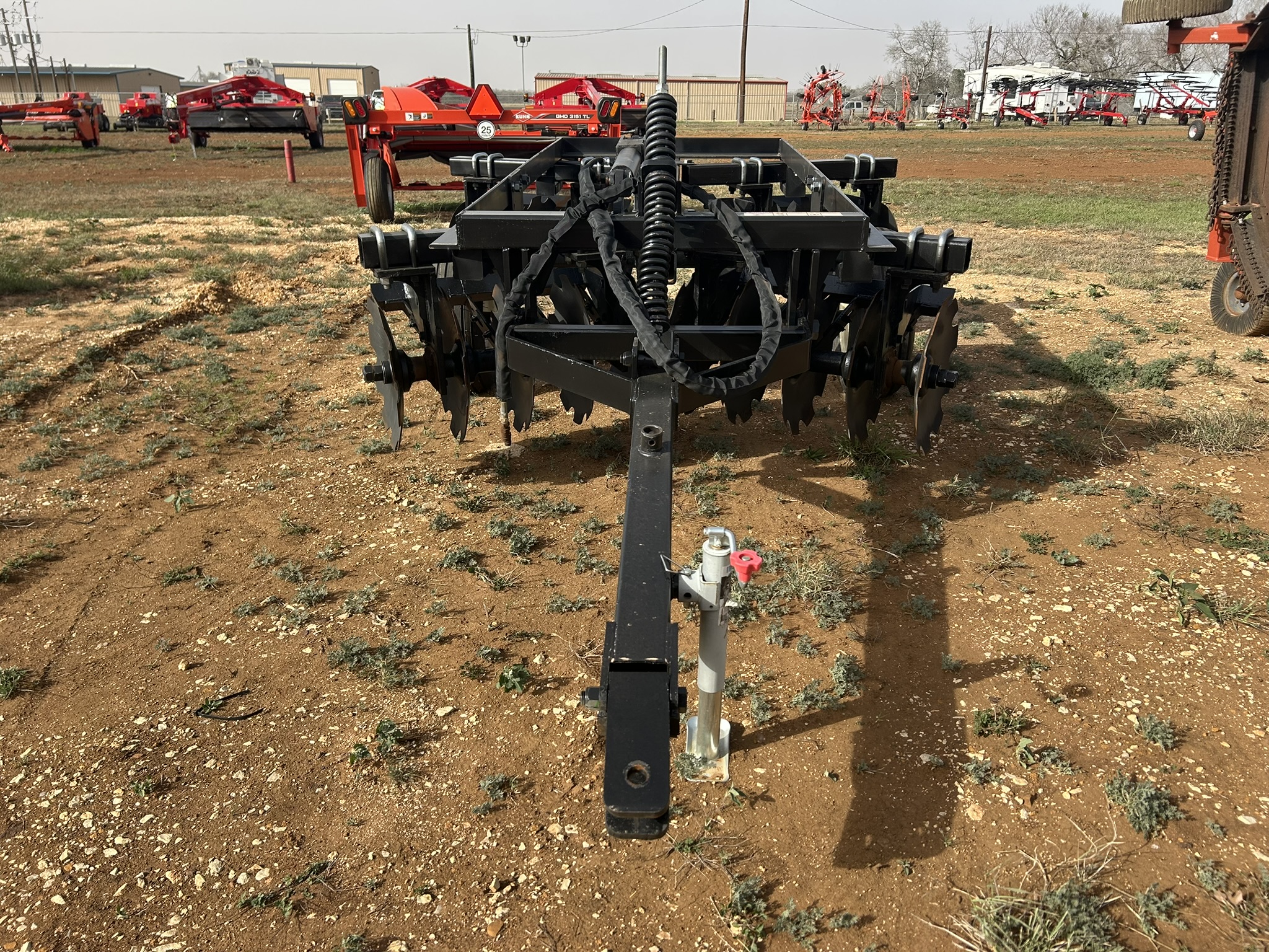 2024 Armstrong Ag 8' Super Heavy Duty Pull Type Disc - DHDP2022-X - Photo 2