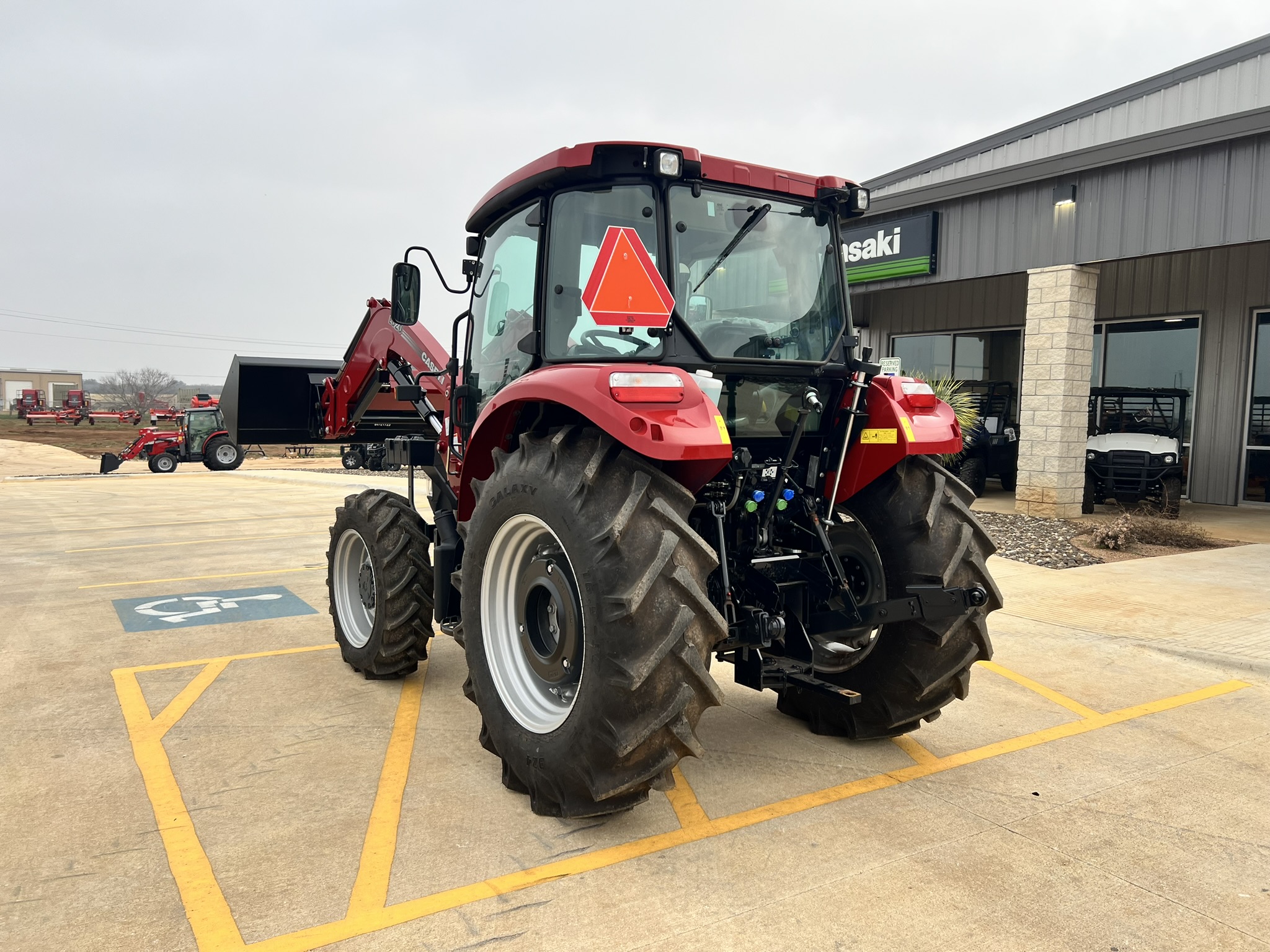 2025 Case IH Farmall® Utility C-Series 75C with Cab - Photo 3