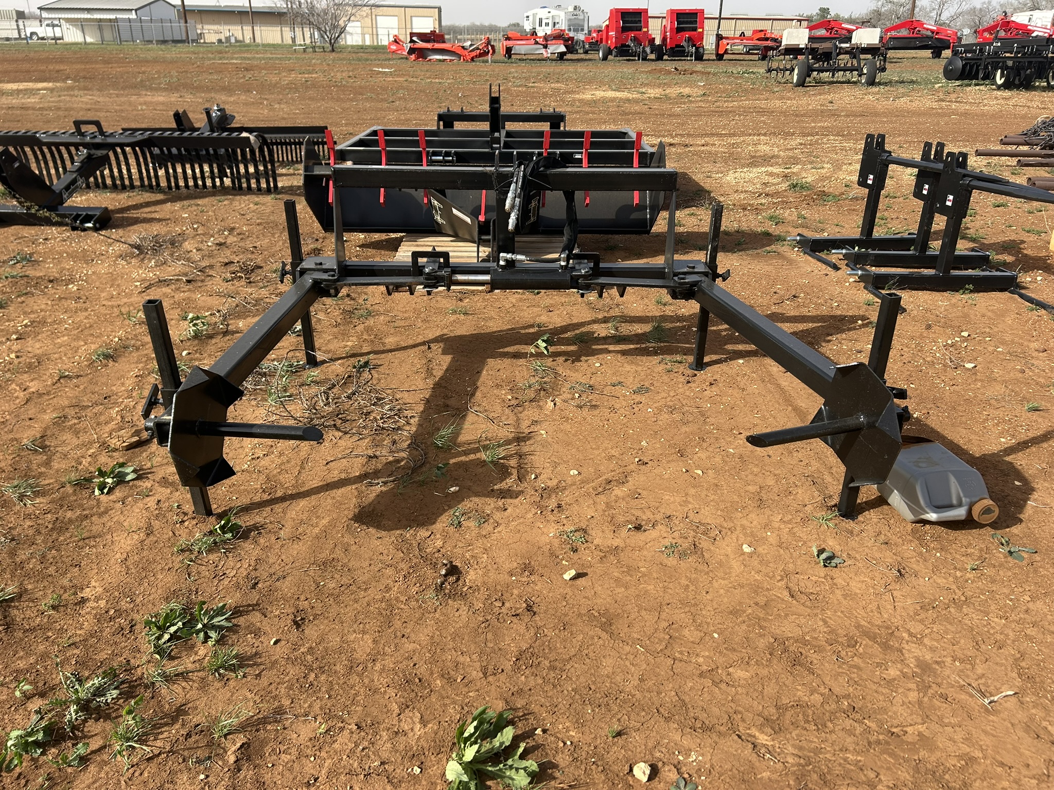 2025 Armstrong Ag RBU Round bale Unroller w/ Stand - Photo 9