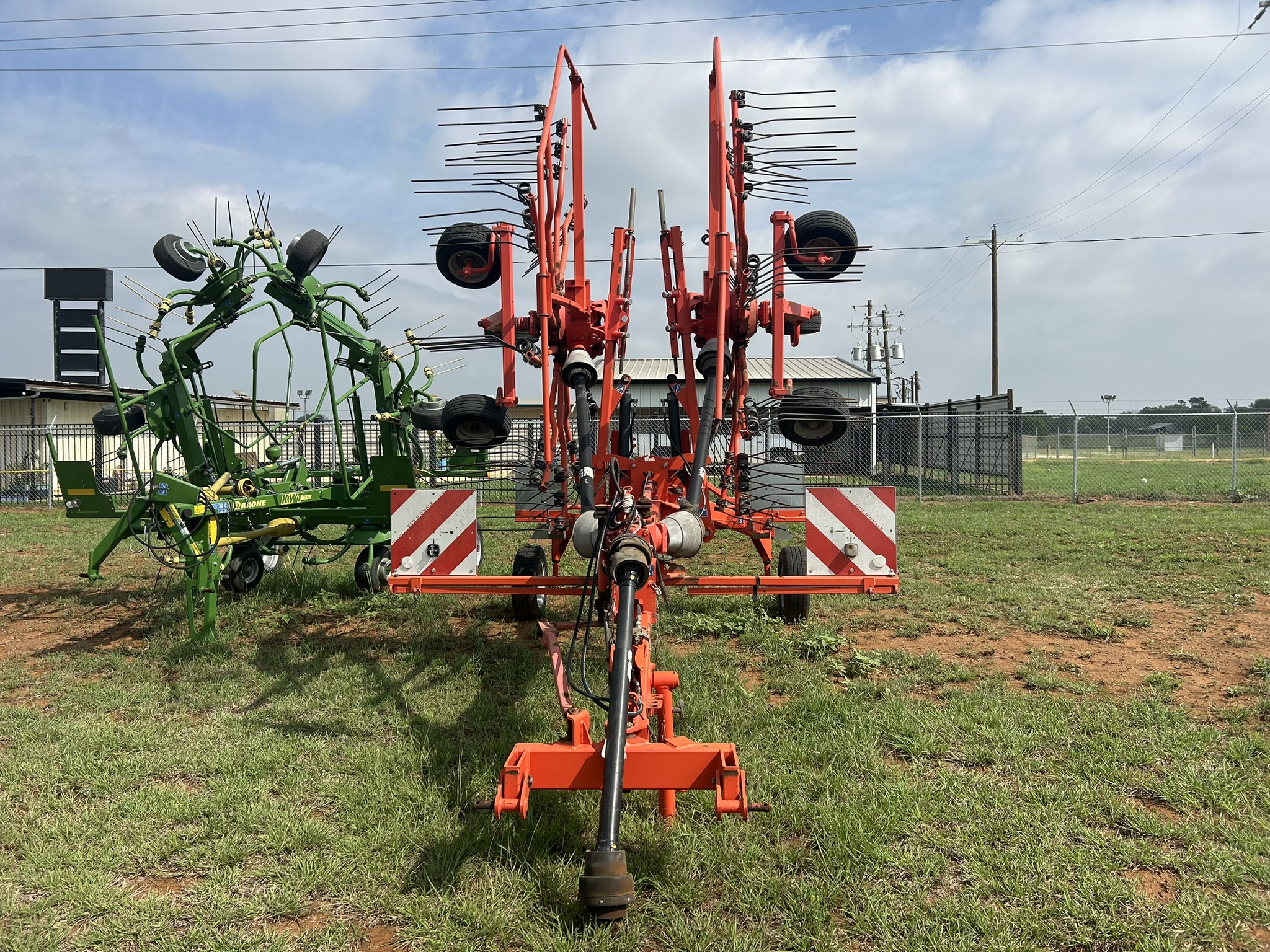 Commercial Lawn Mowers and Rotary Rake Tuttle Outdoor Power