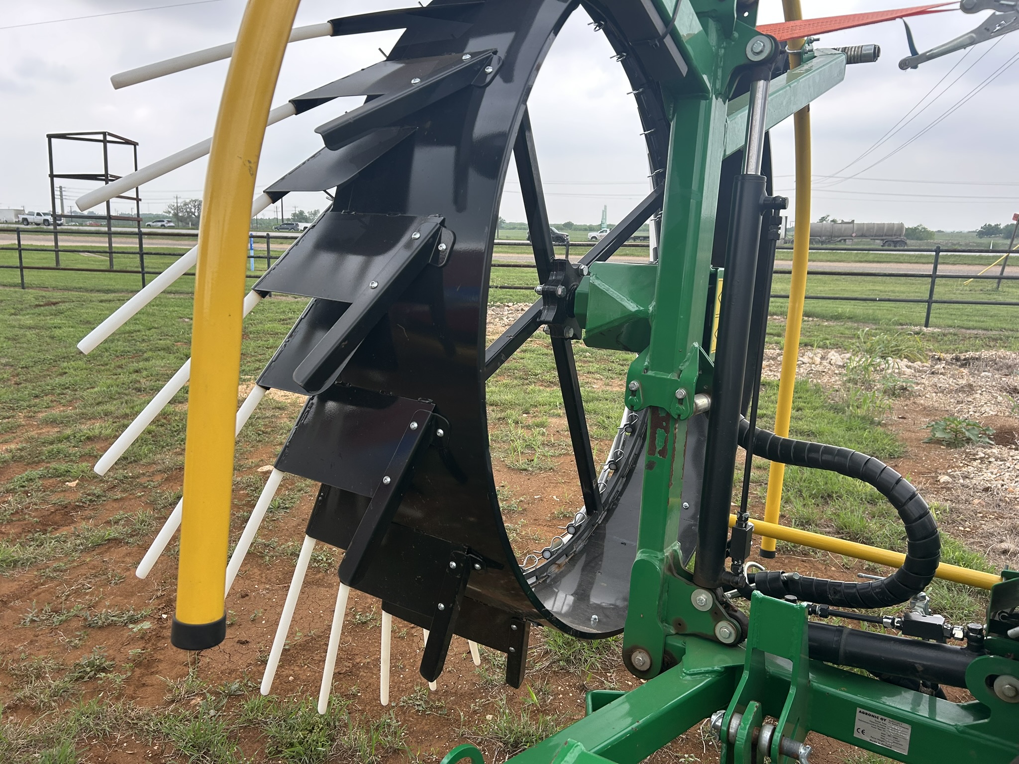 2023 Agronic WR600 - Photo 12