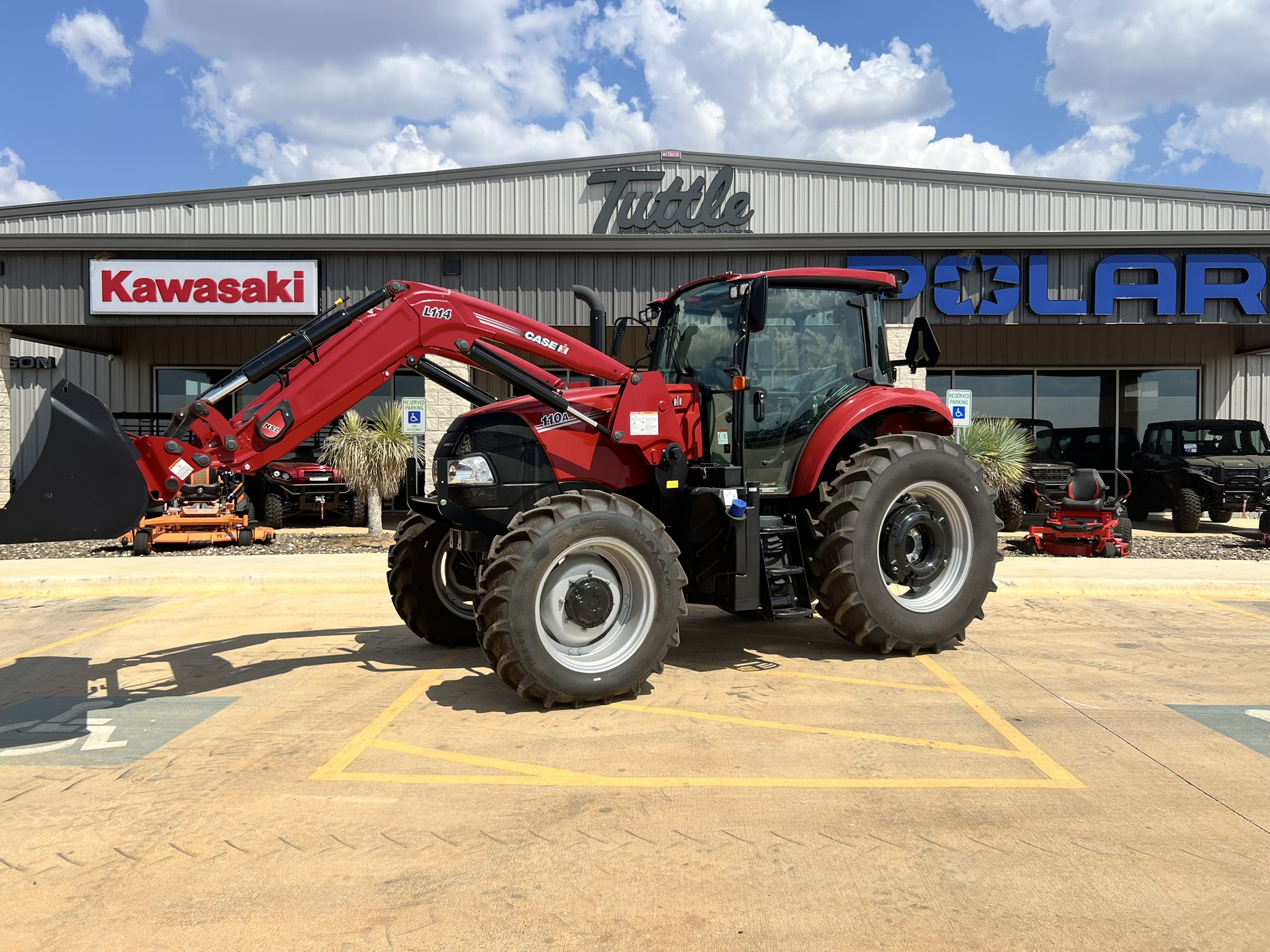 2025 Case IH Farmall 110A Cab