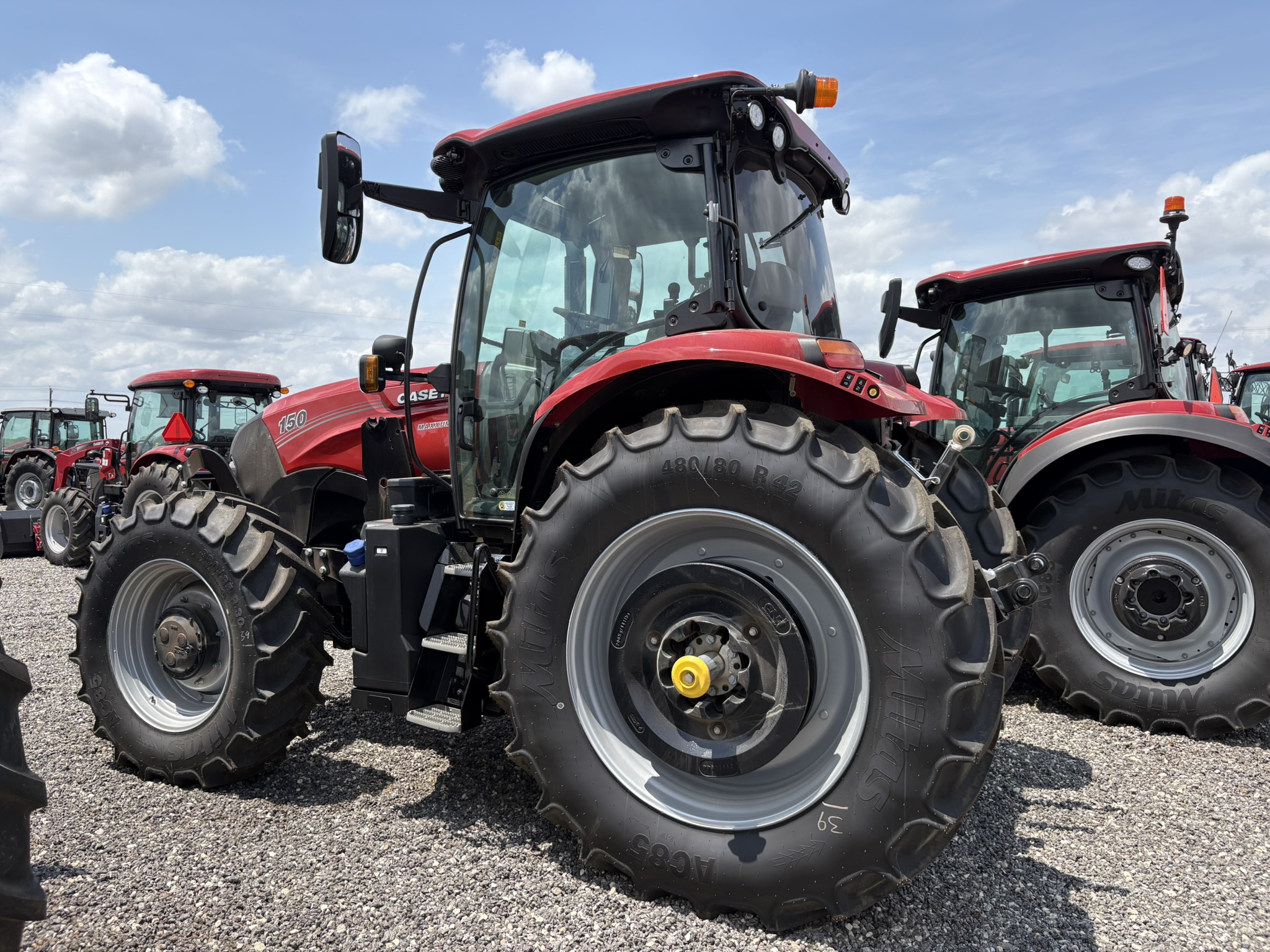 2025 Case IH Maxxum 150 - Photo 3