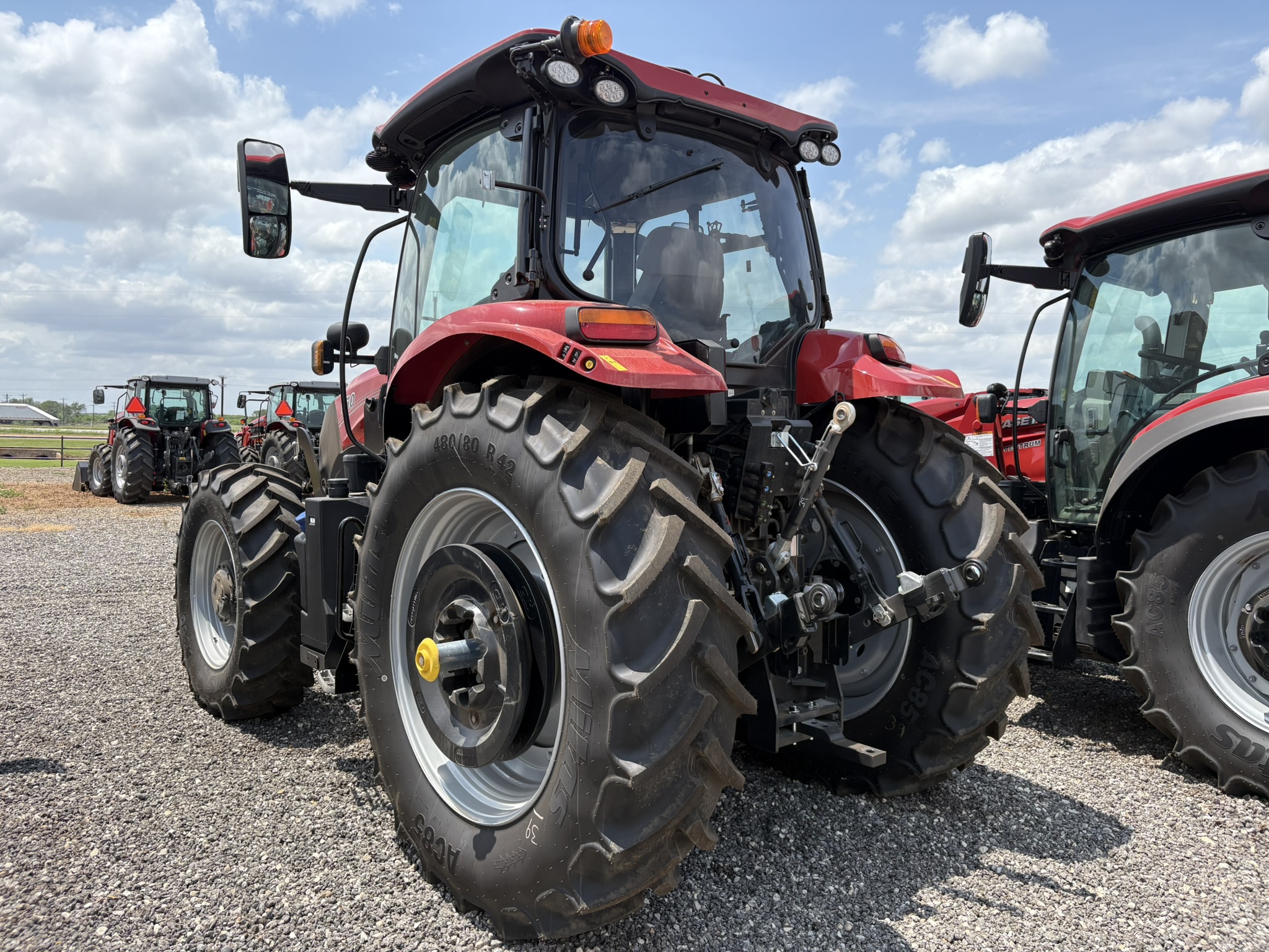 2025 Case IH Maxxum 150 - Photo 4