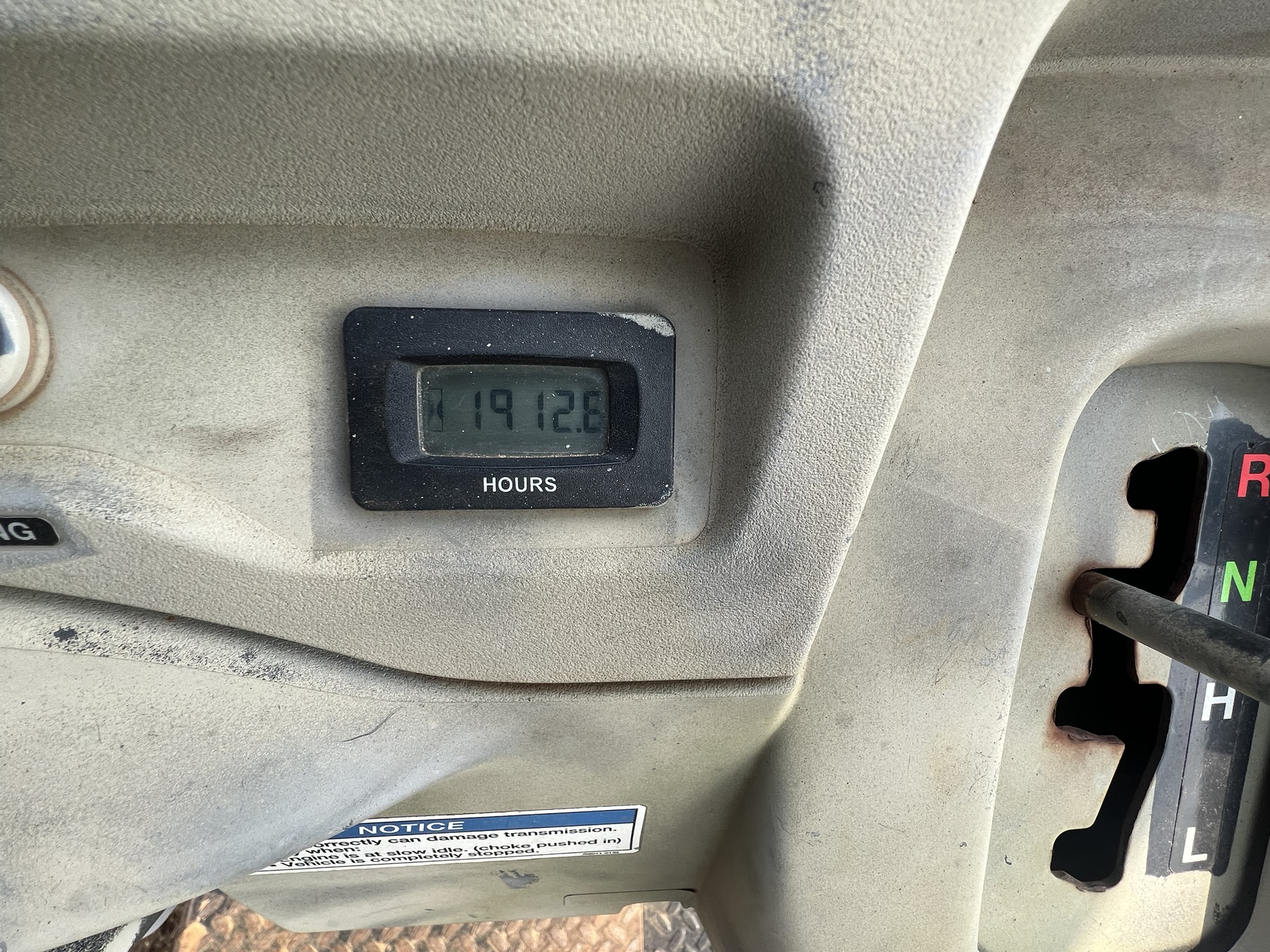 2014 Kawasaki Mule™ 610 4x4 - Photo 4