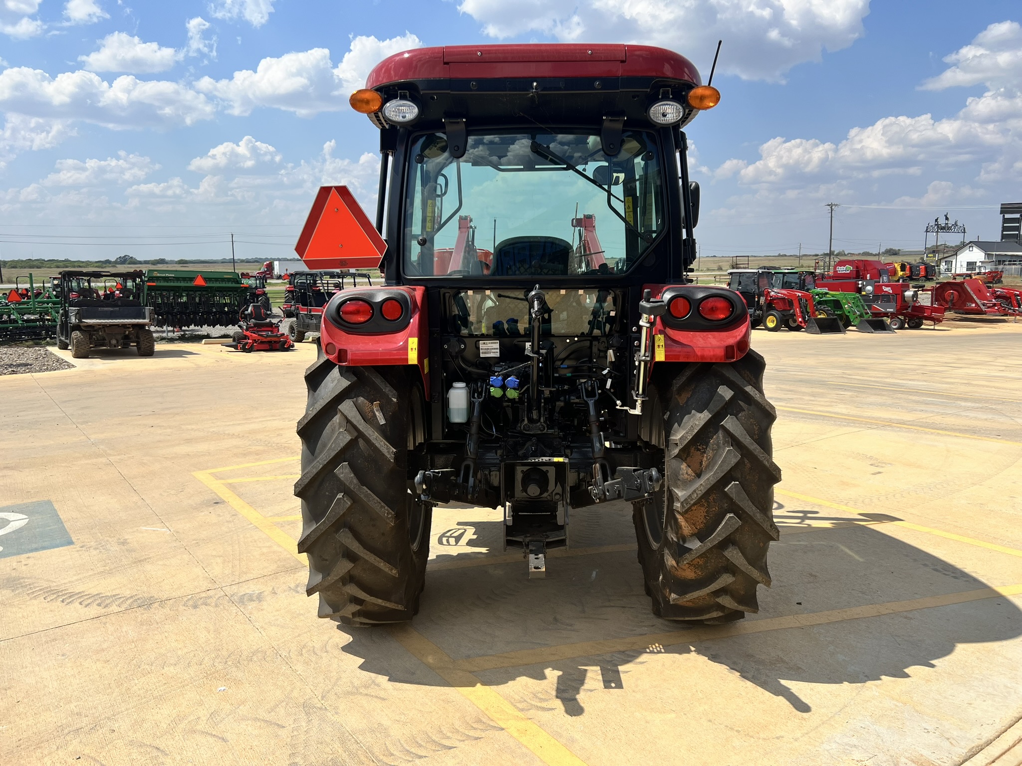 2025 Case IH Farmall® Utility A-Series 75A 4WD with Cab - Photo 4