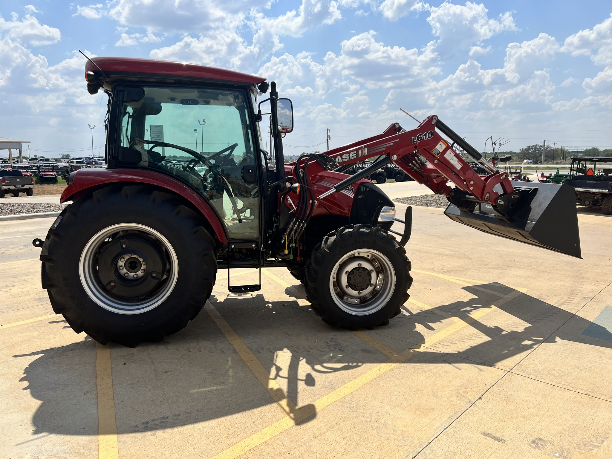 2025 Case IH Farmall® Utility A-Series 75A 4WD with Cab - Photo 6