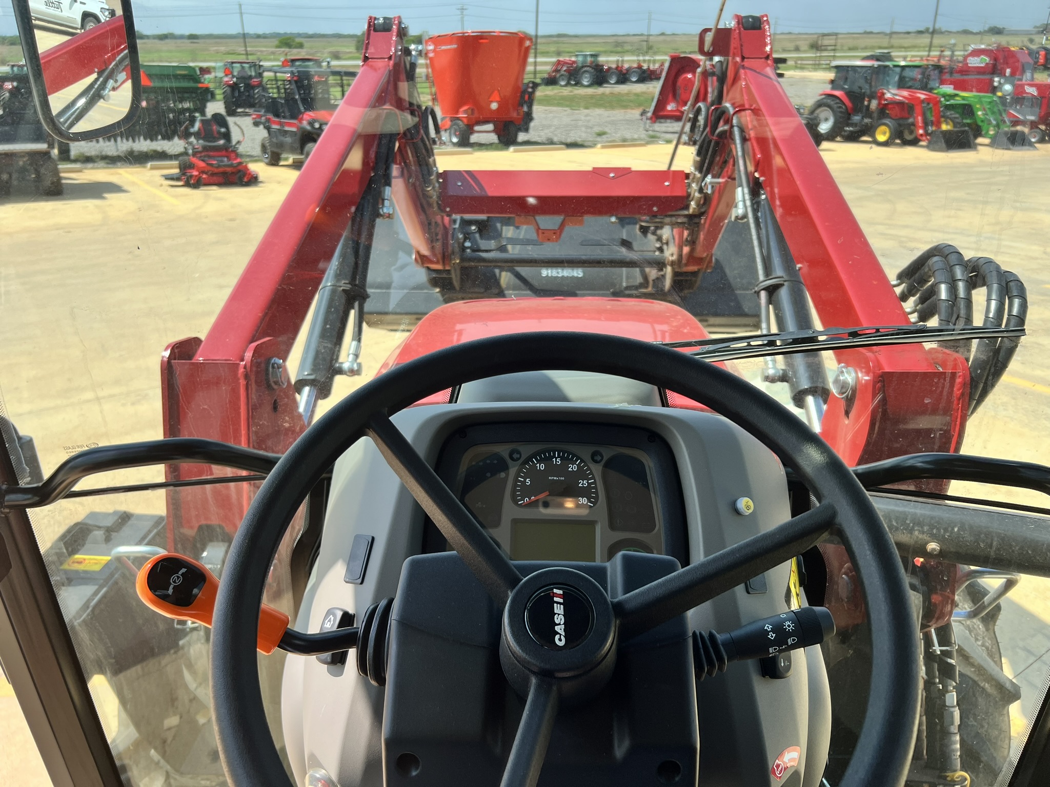 2025 Case IH Farmall® Utility A-Series 75A 4WD with Cab - Photo 9