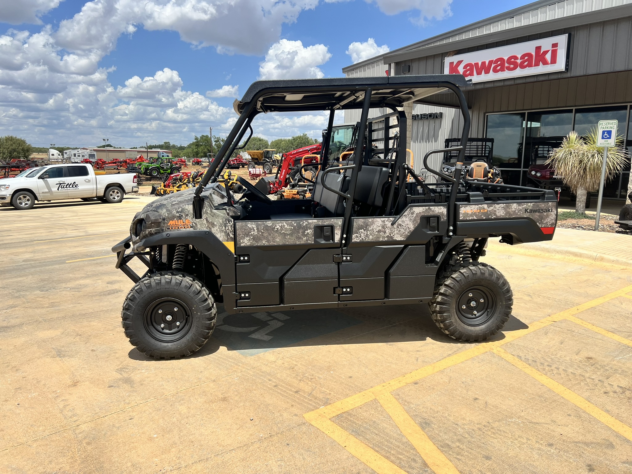 2026 Kawasaki Mule™ PRO-FXT™ 1000 LE Camo - Photo 2