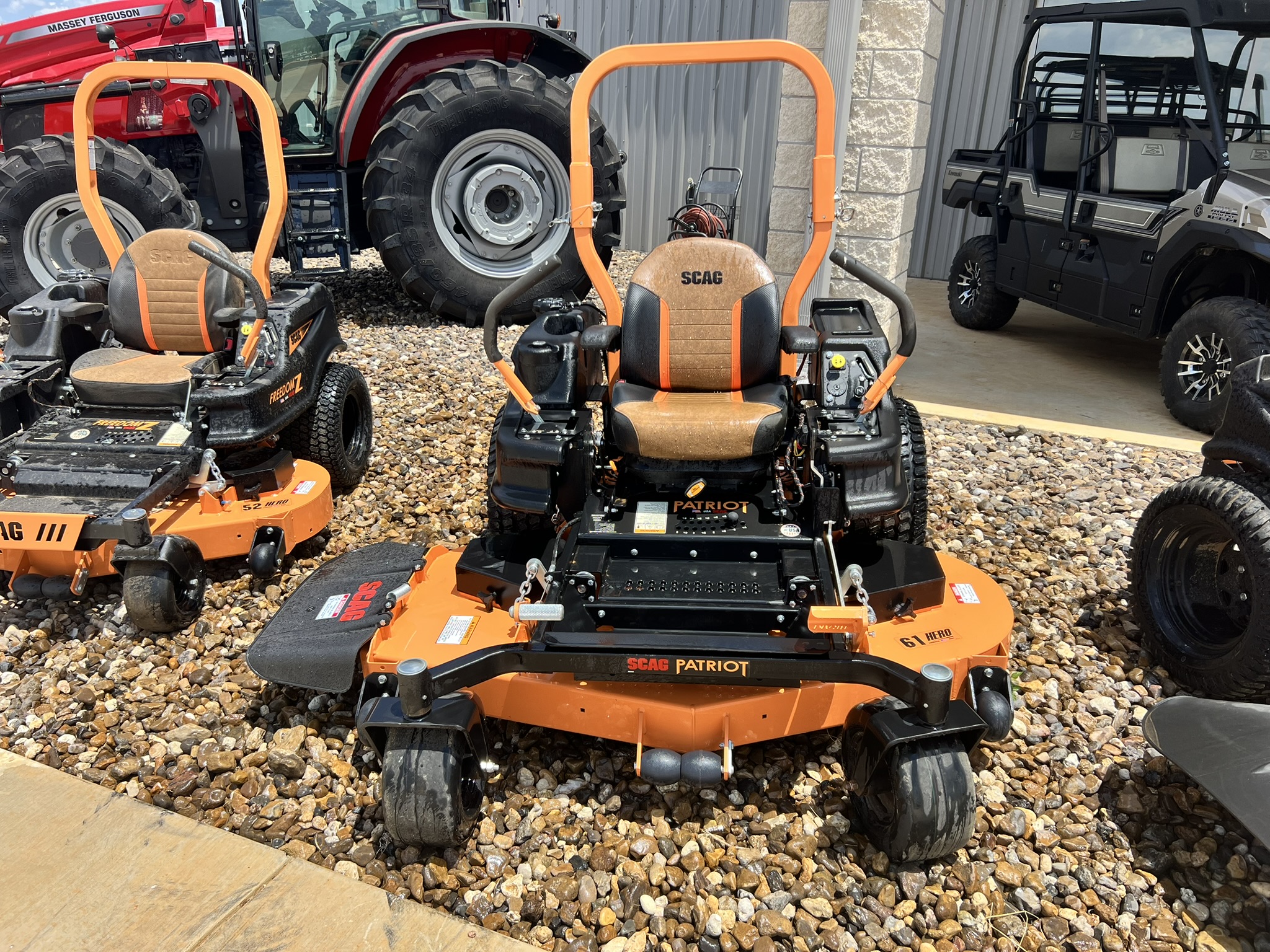 2024 Scag Power Equipment SPZ-61H-23FX - Photo 2
