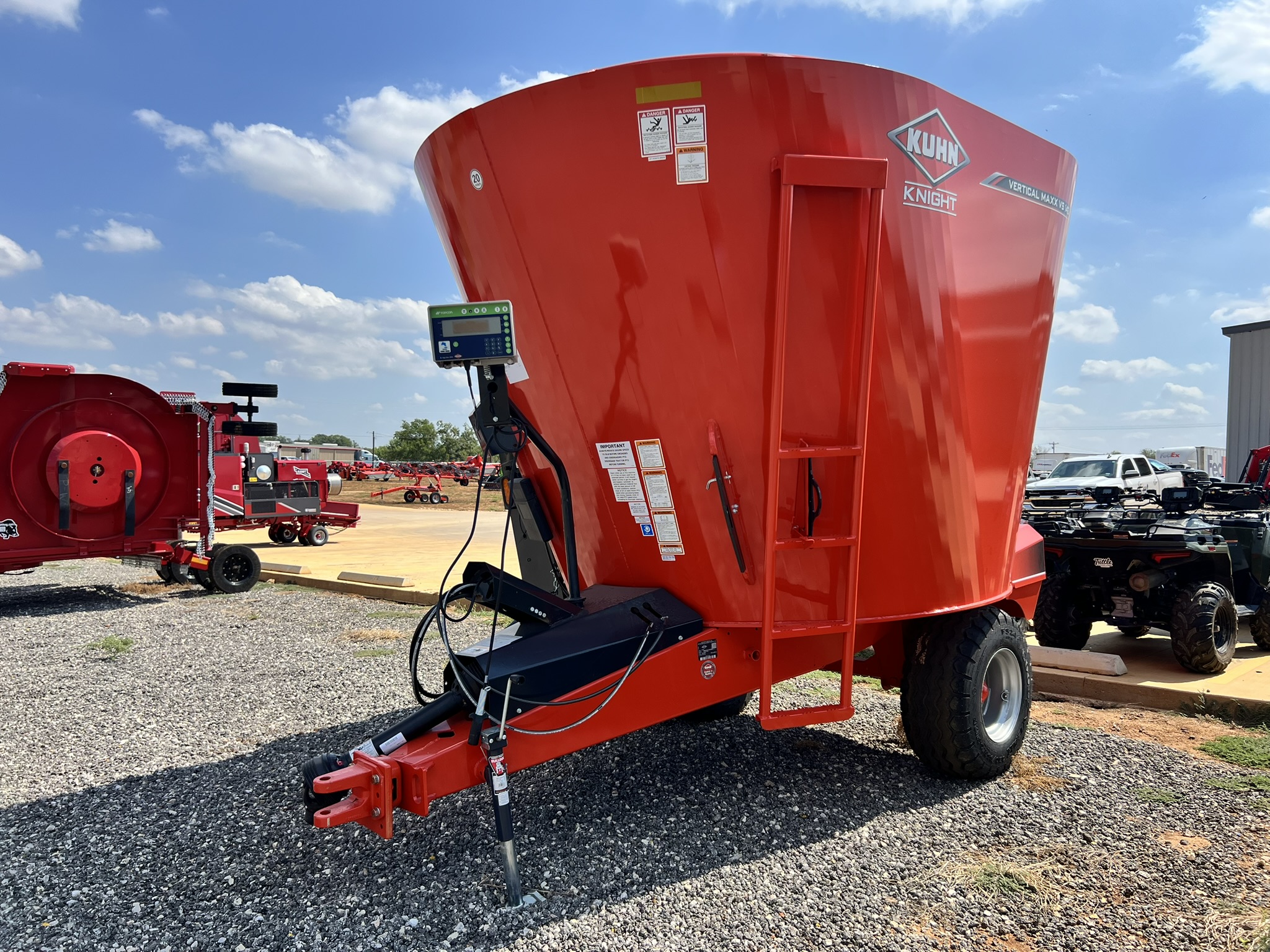 2024 Kuhn VS 143 Trailer