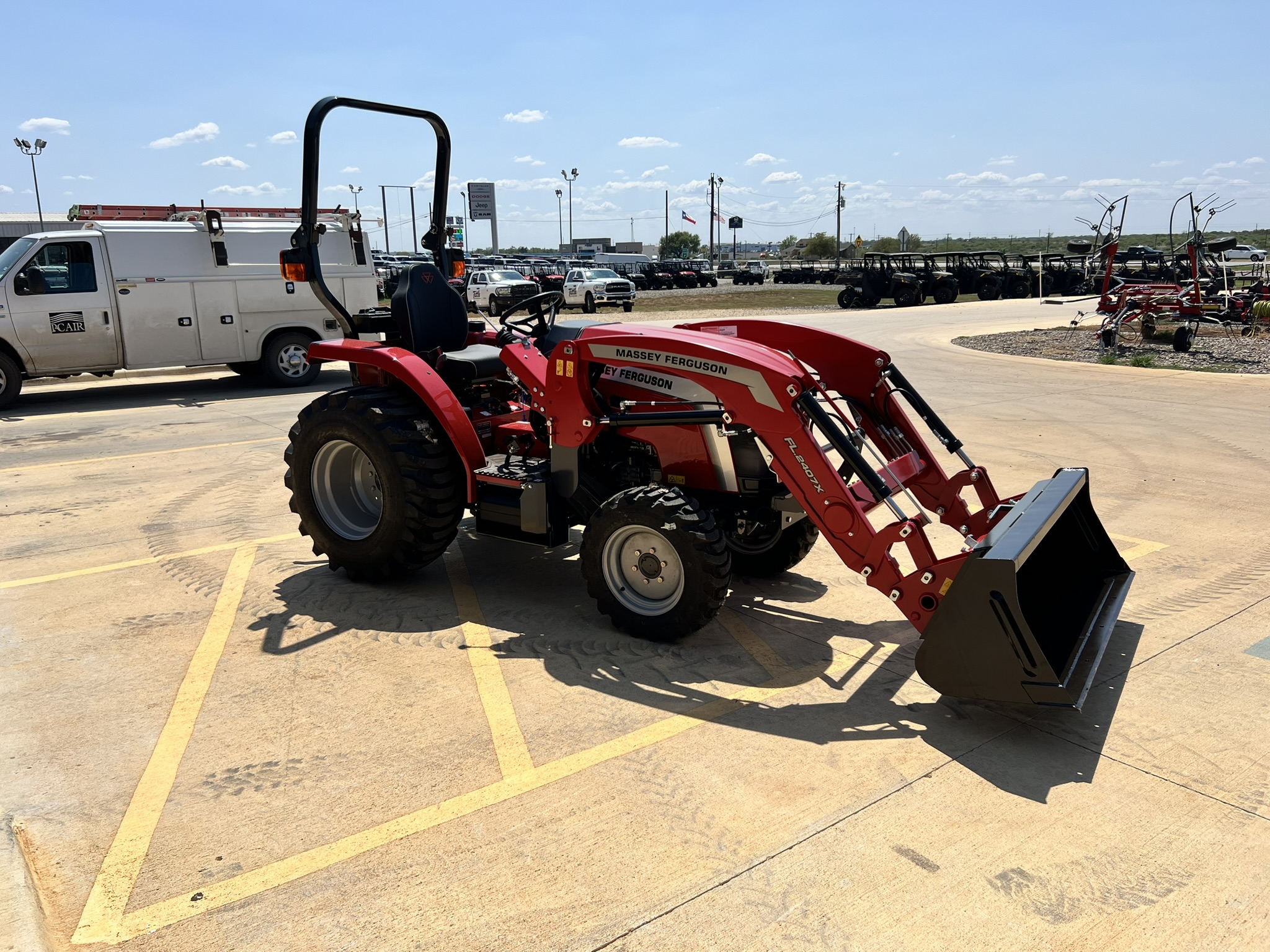2025 Massey Ferguson 1E Series 40 HST - Photo 6
