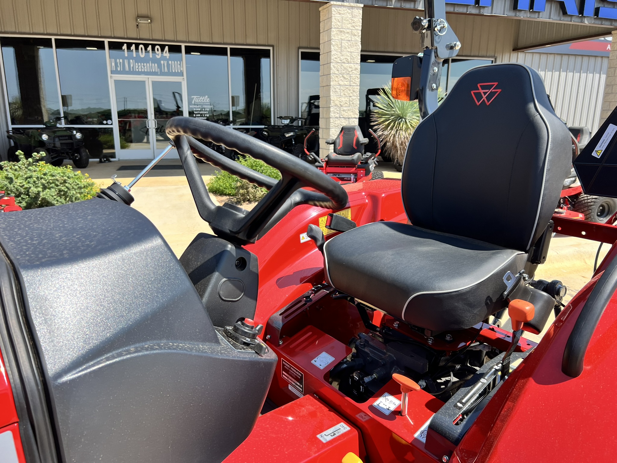 2025 Massey Ferguson 1E Series 40 HST - Photo 7