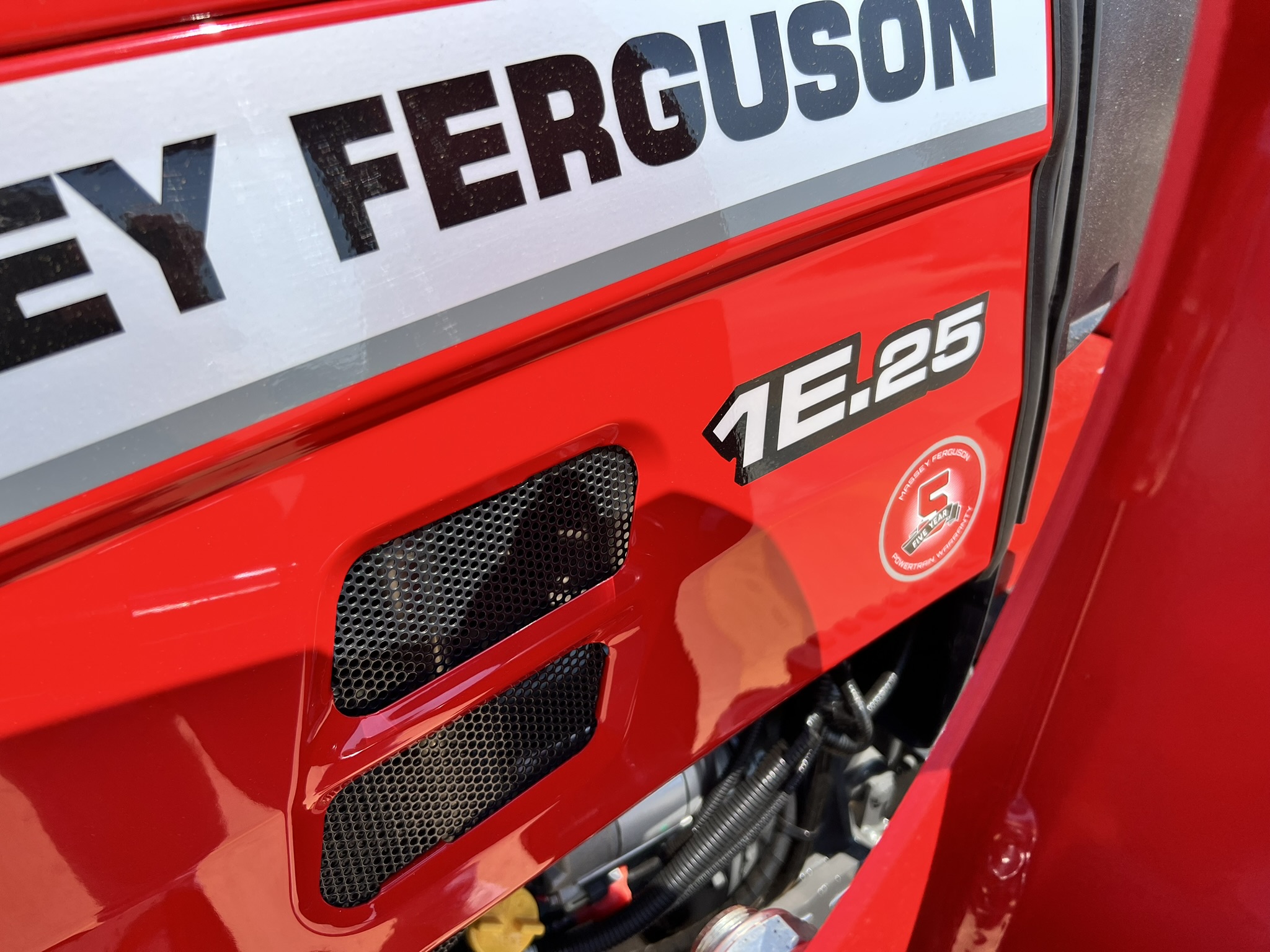 2025 Massey Ferguson 1E Series 25 HST - Photo 9