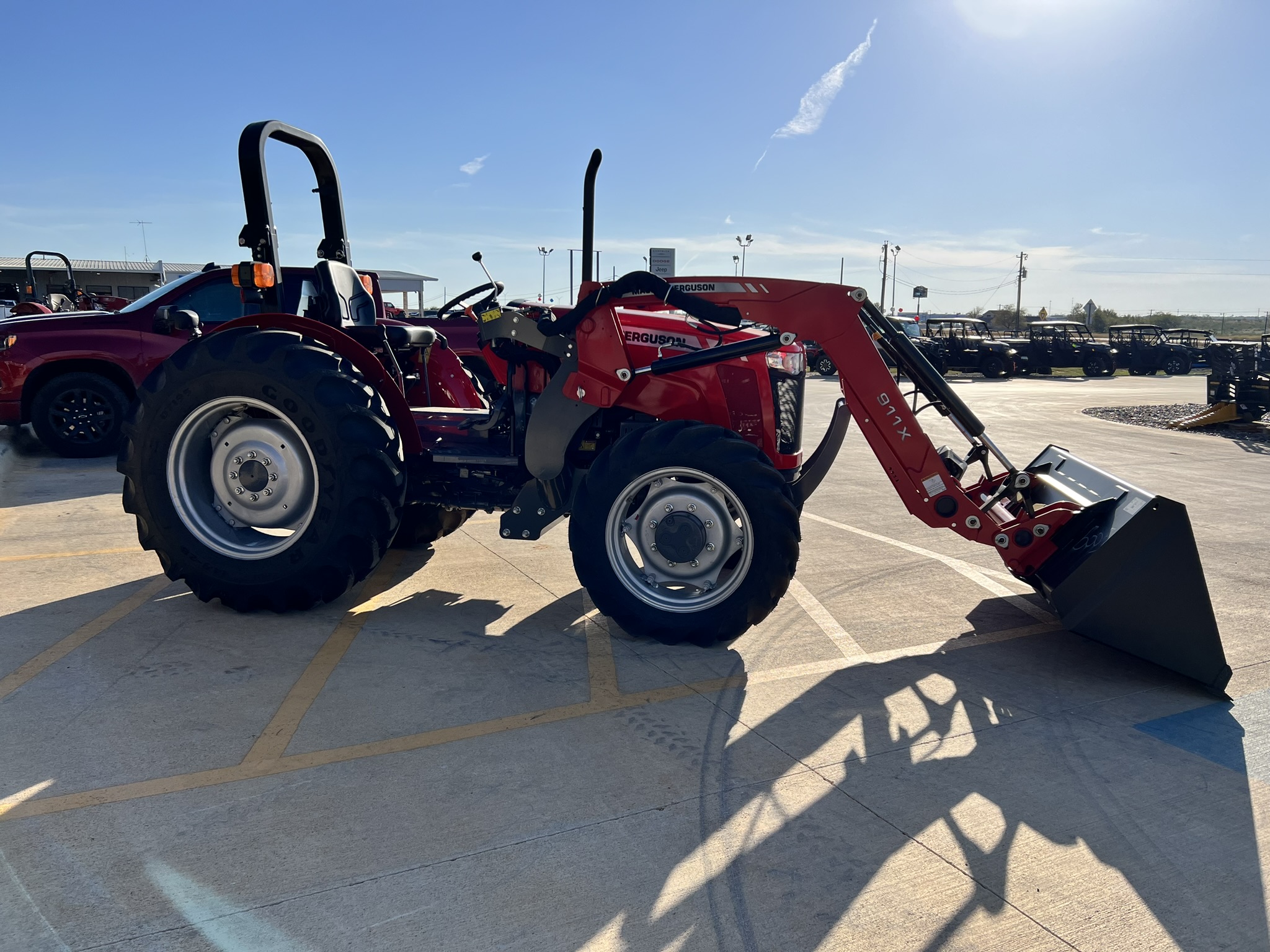 2024 Massey Ferguson 2600H Series 2607H 4WD - Photo 8
