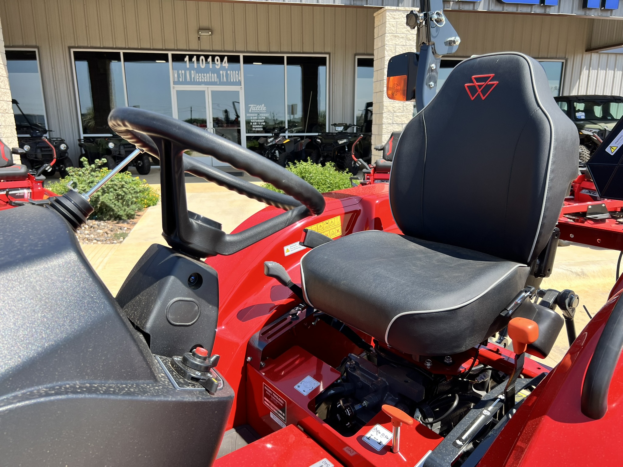 2025 Massey Ferguson 1E Series 25 HST - Photo 8